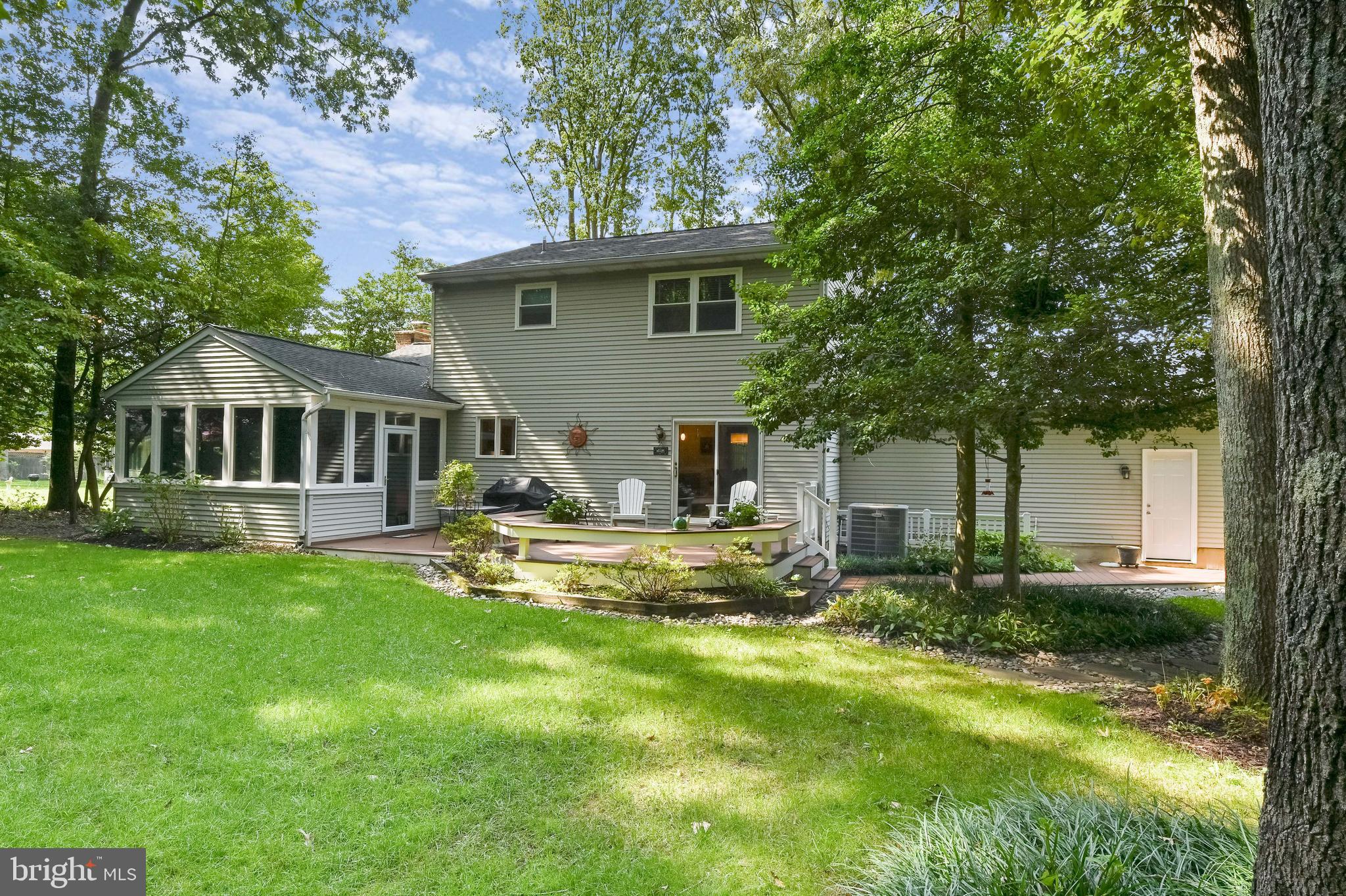 SYLVAN VIEW ON MAGOTHY - Residential