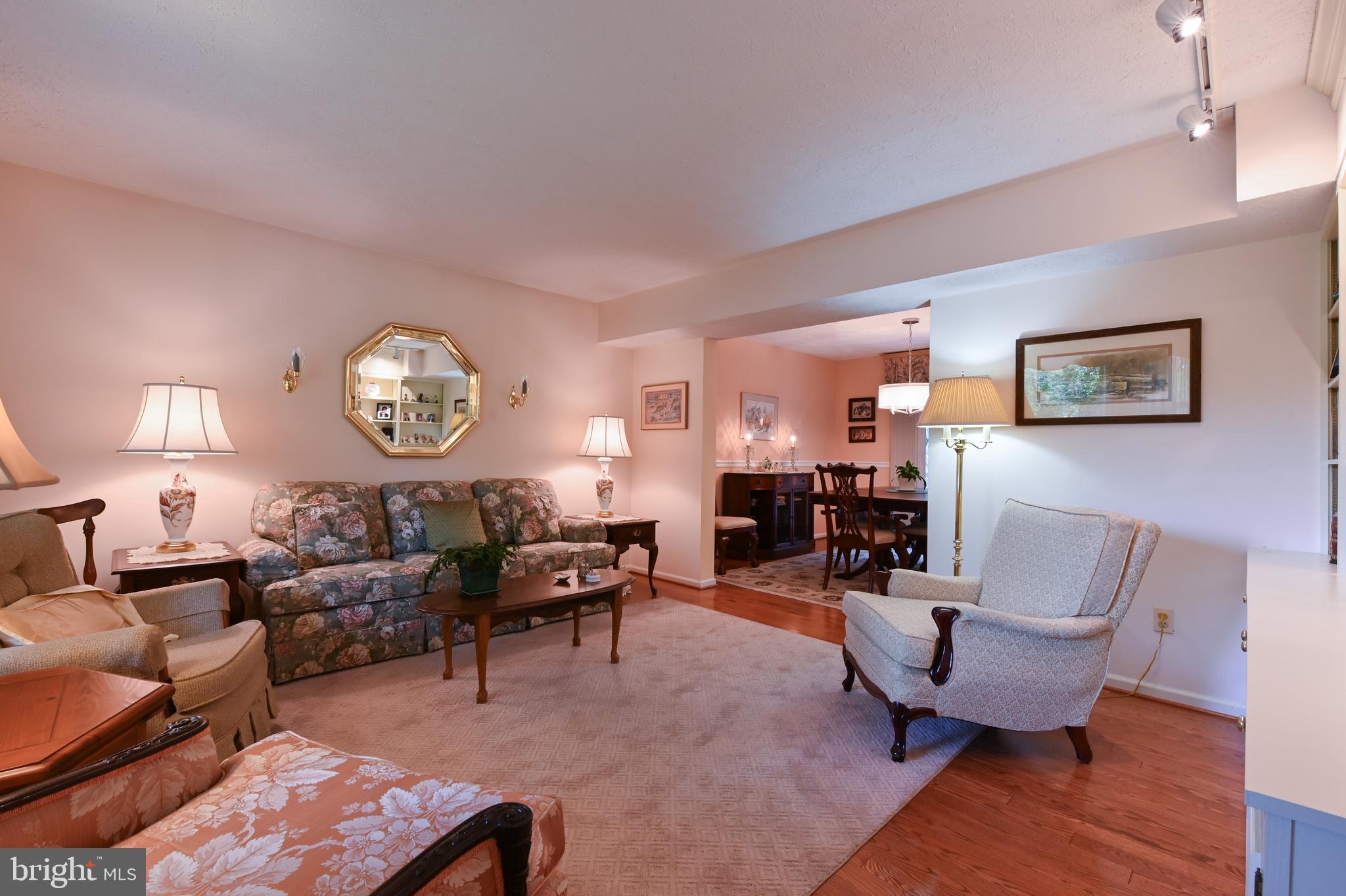 SYLVAN VIEW ON MAGOTHY - Residential