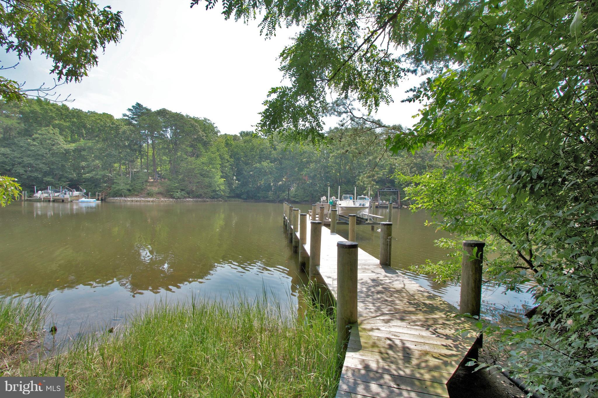 BATTLE CREEK WATERFRONT - Residential