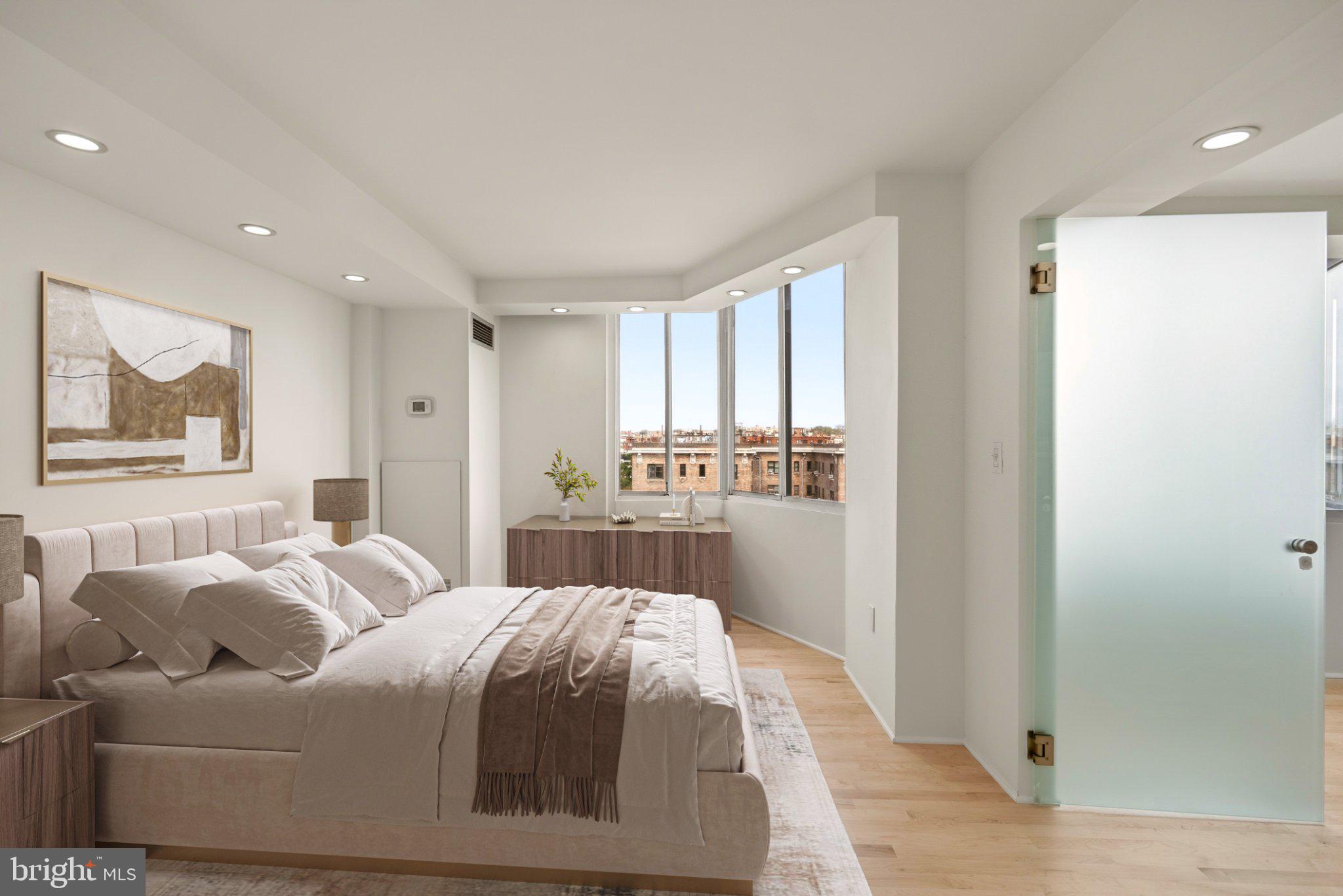 1718 P STREET NW 902