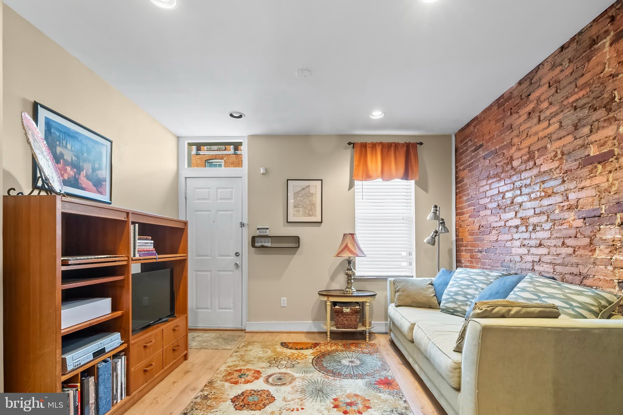 BUTCHERS HILL - Residential