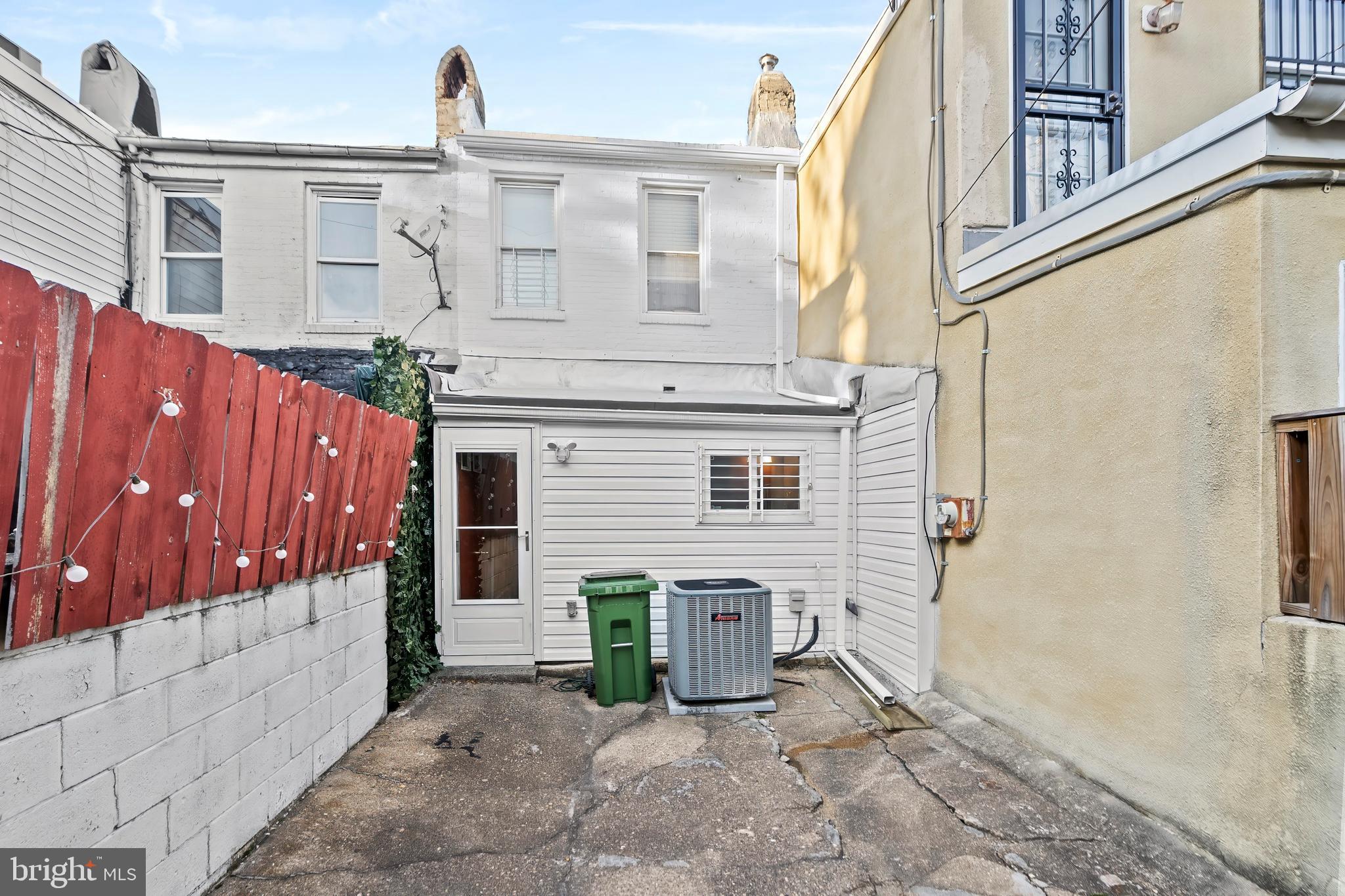 BUTCHERS HILL - Residential