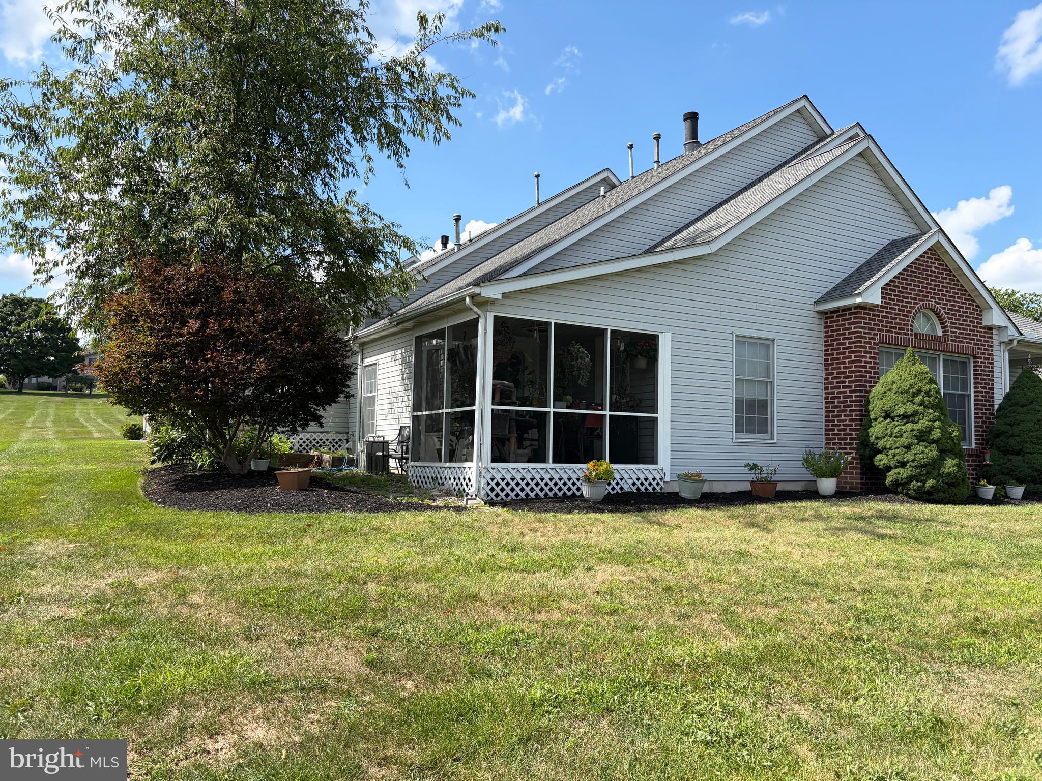 81 HUNTERS TRAIL