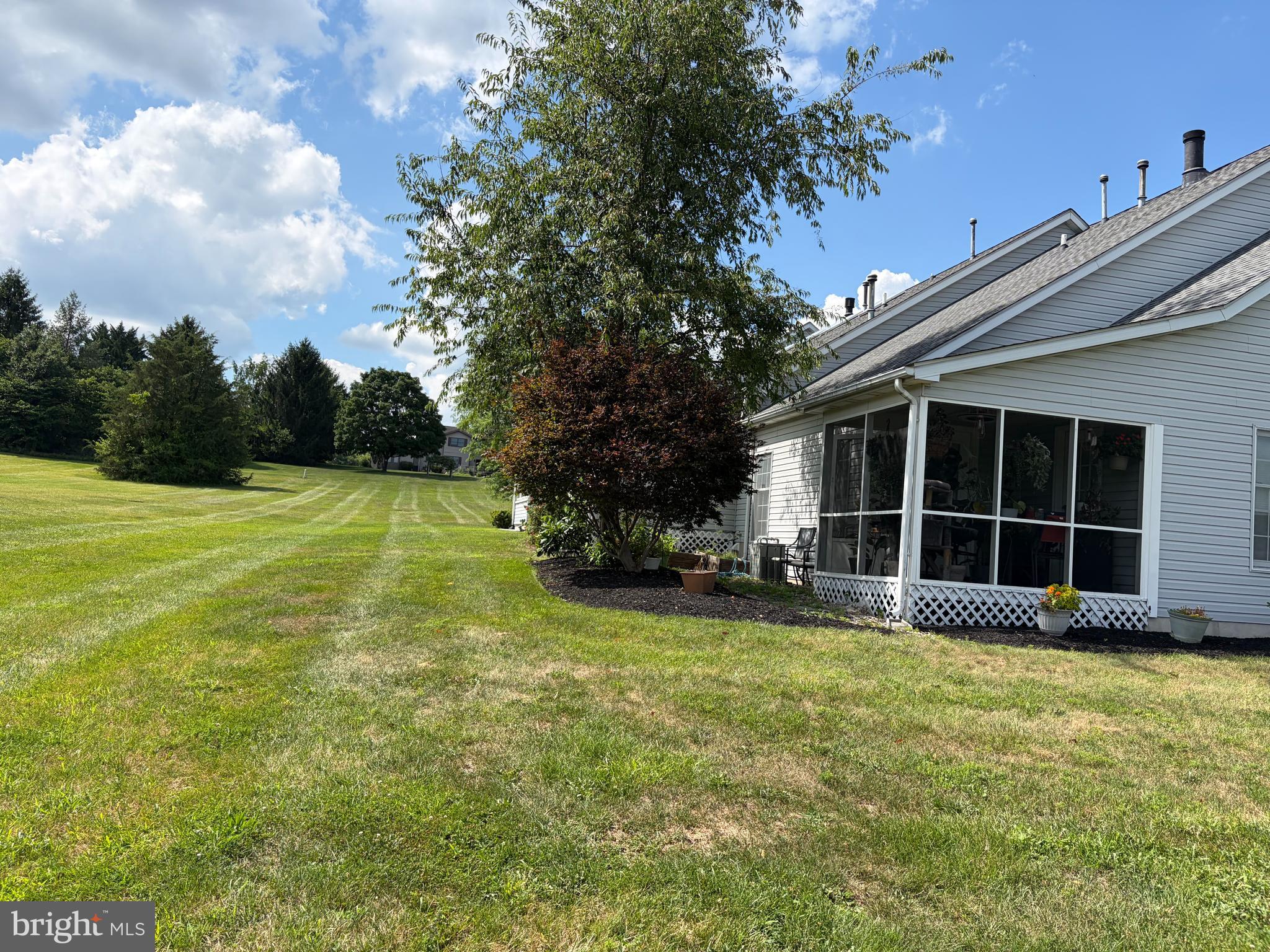 81 HUNTERS TRAIL