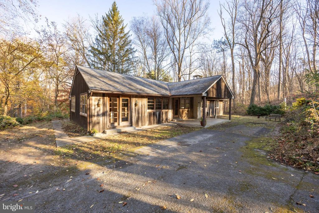 Photo of 22 Bertolet School Road, SPRING CITY, PA 19475 (MLS # PACT2113388)