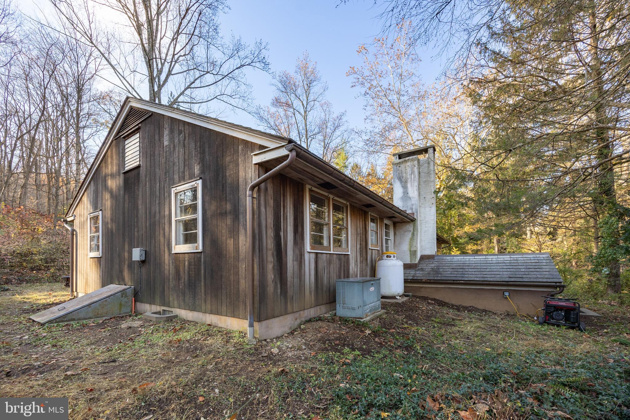 VALLEY FORGE MTN - Residential Lease