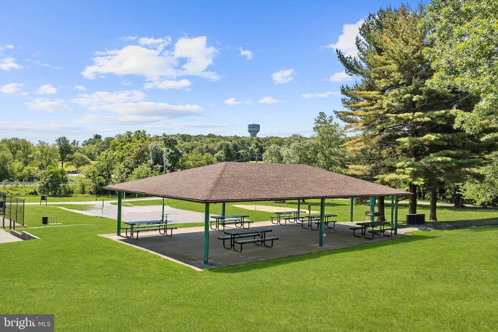 WOODLANDS AT NOTTINGHAM - Residential