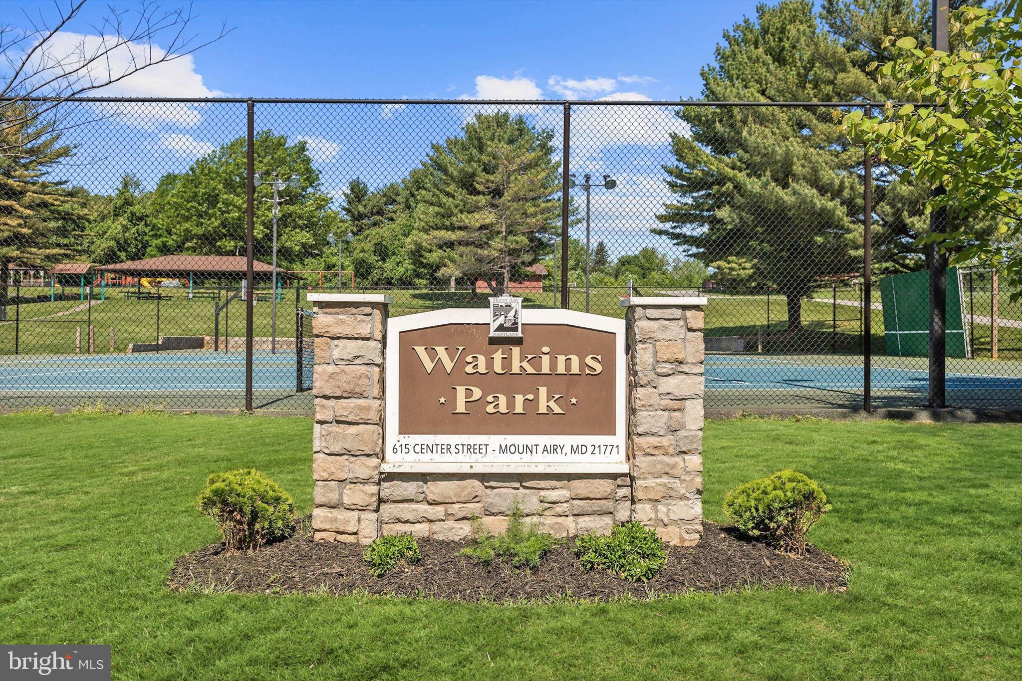 WOODLANDS AT NOTTINGHAM - Residential