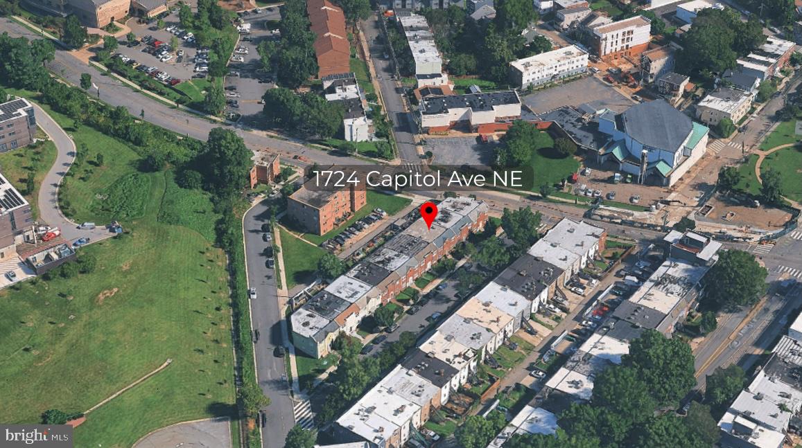 1724 CAPITOL AVENUE NE