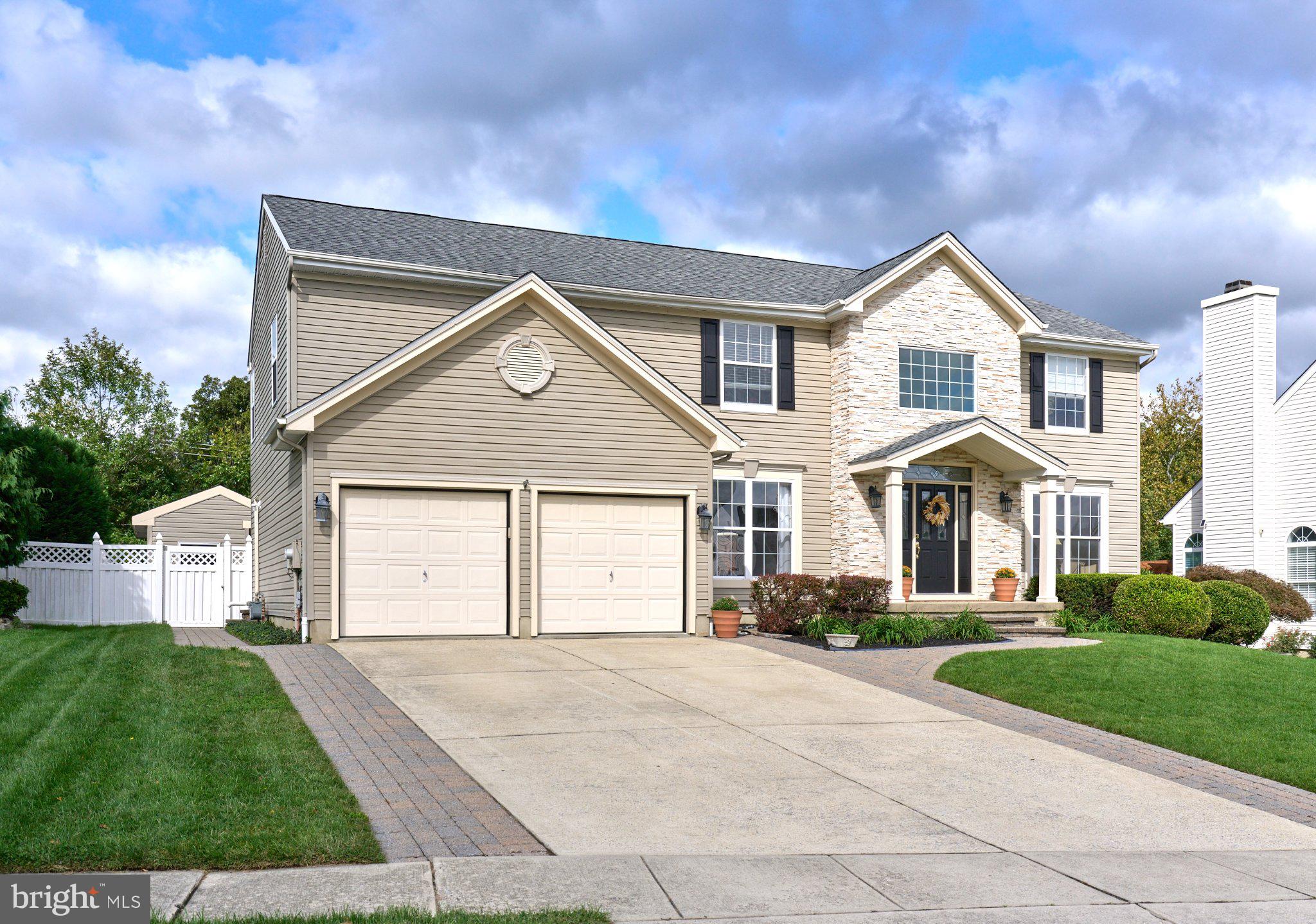 4 MADISON COURT