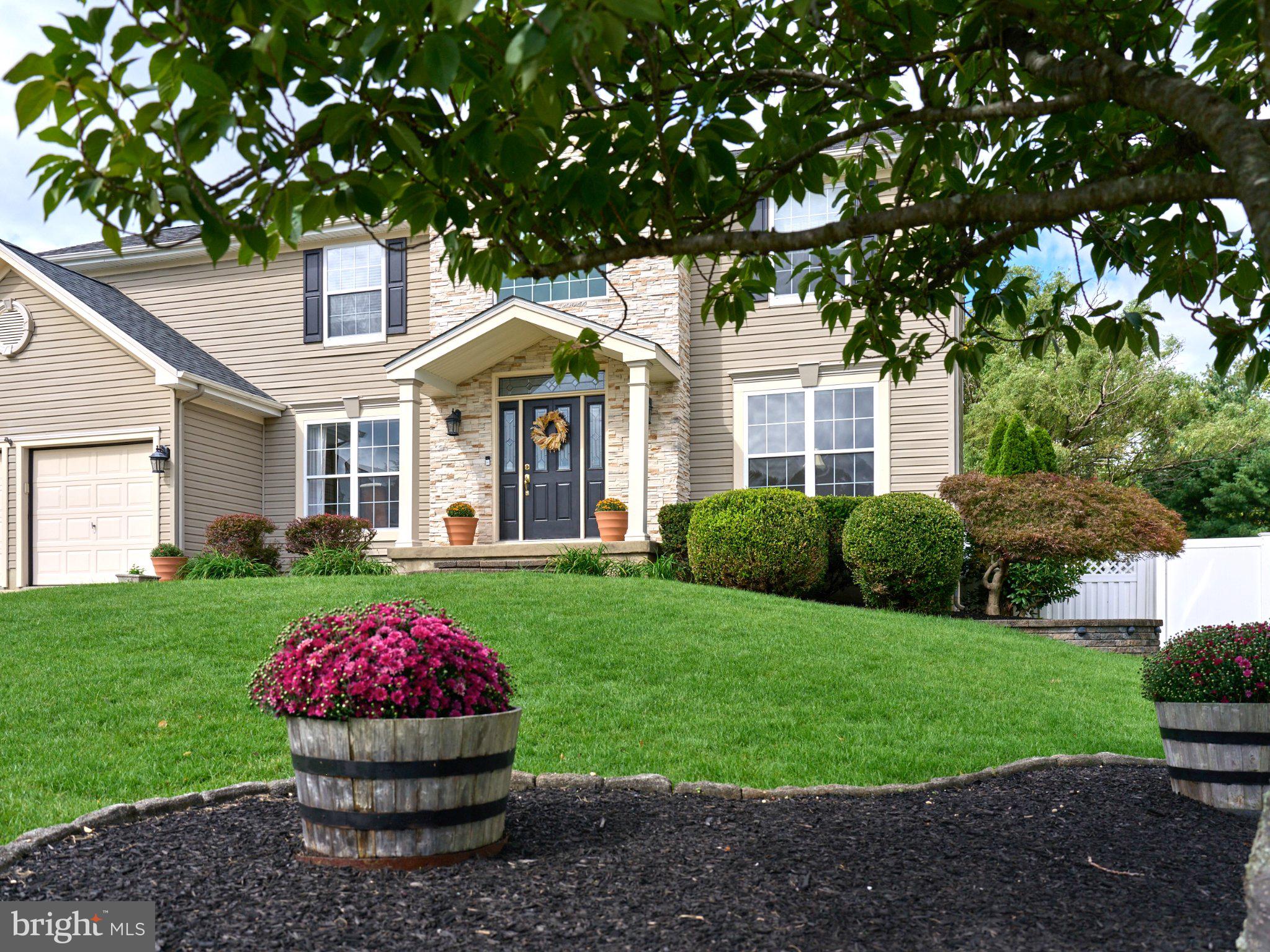 4 MADISON COURT
