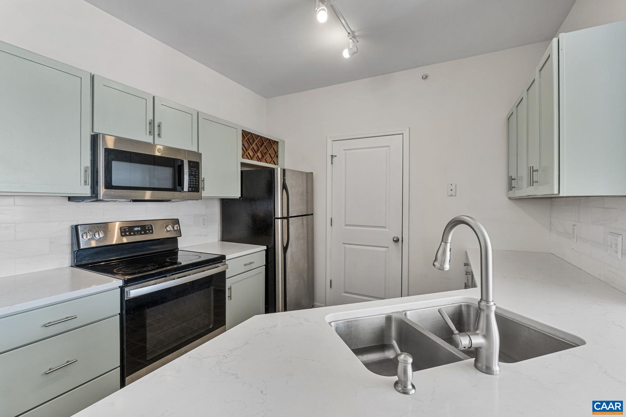 WALKER SQUARE CONDOS - Residential