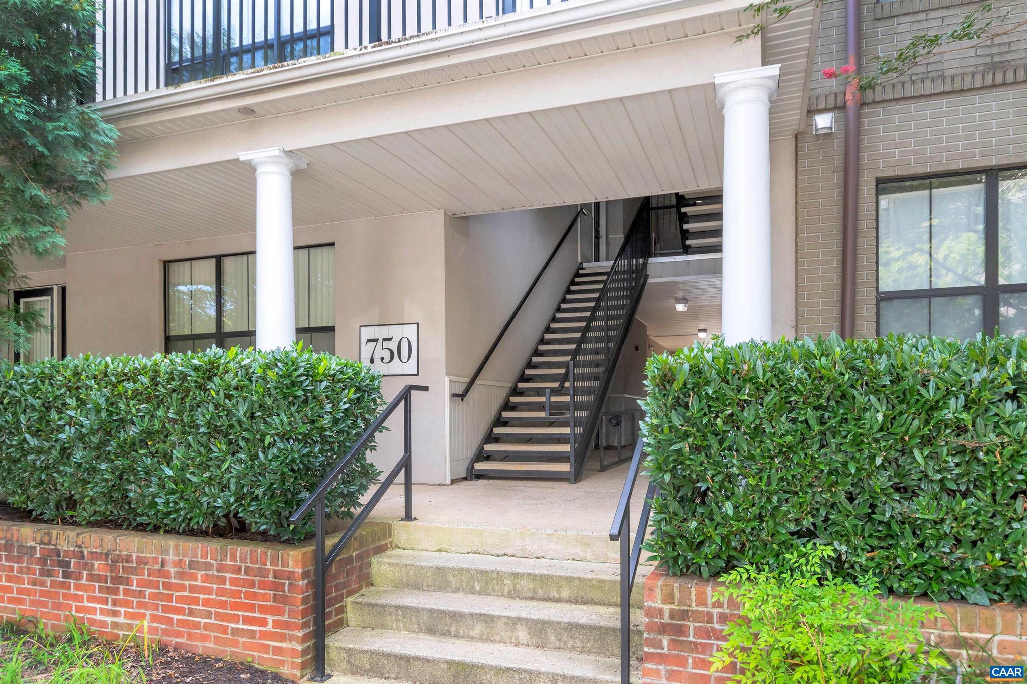 WALKER SQUARE CONDOS - Residential