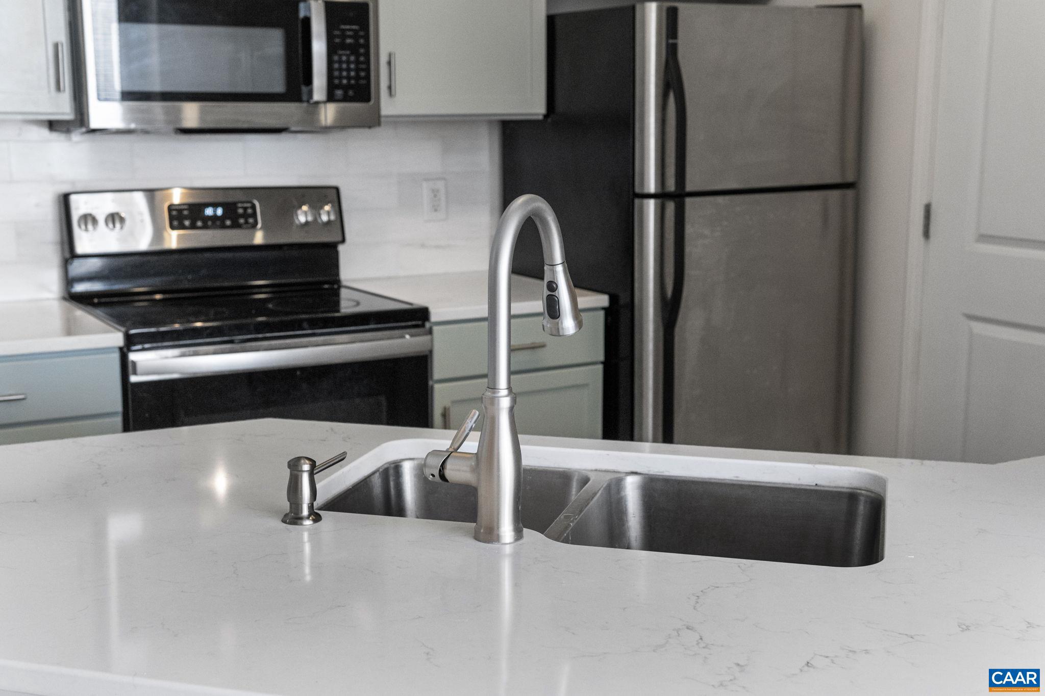 WALKER SQUARE CONDOS - Residential