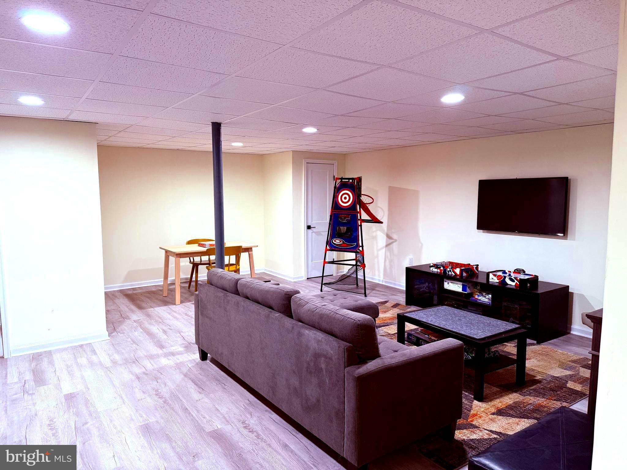 THE RESERVE AT S M - Residential