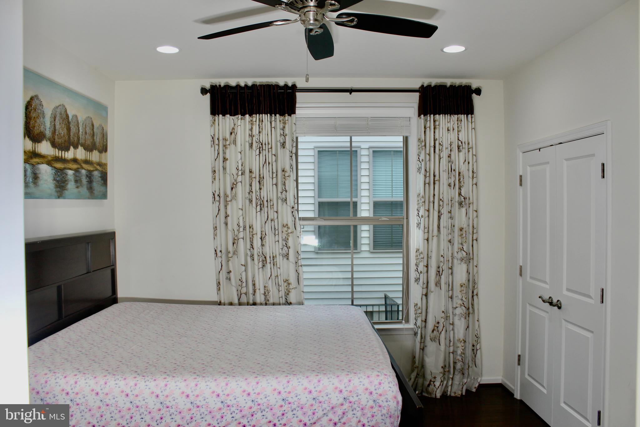 EAST VIEW - Residential Lease