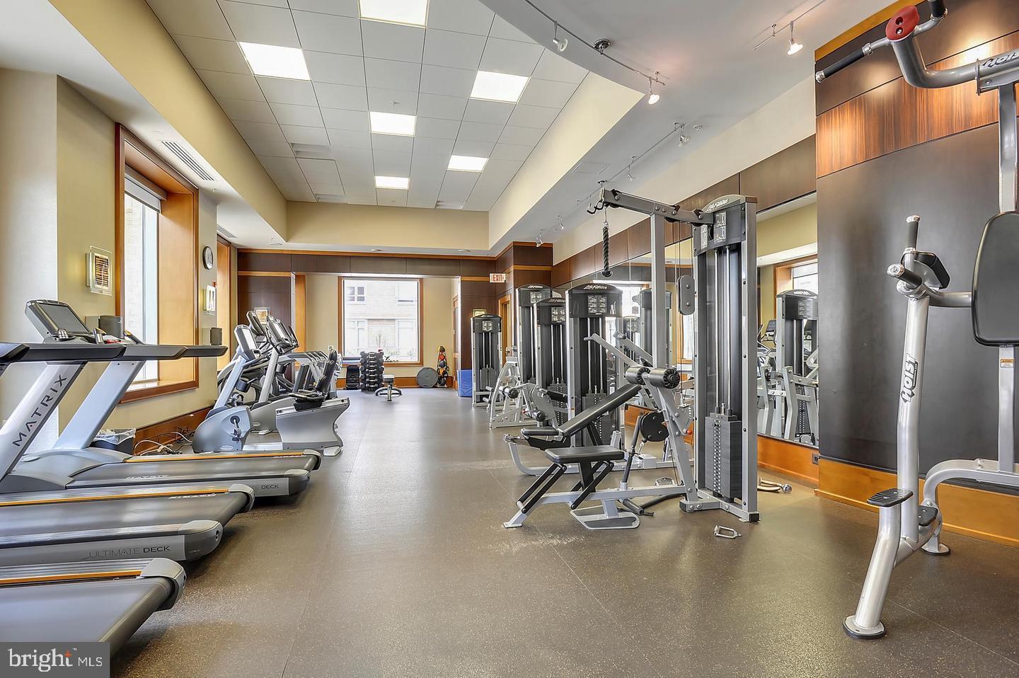 MIDTOWN AT RESTON TOWN CENTER - Residential Lease