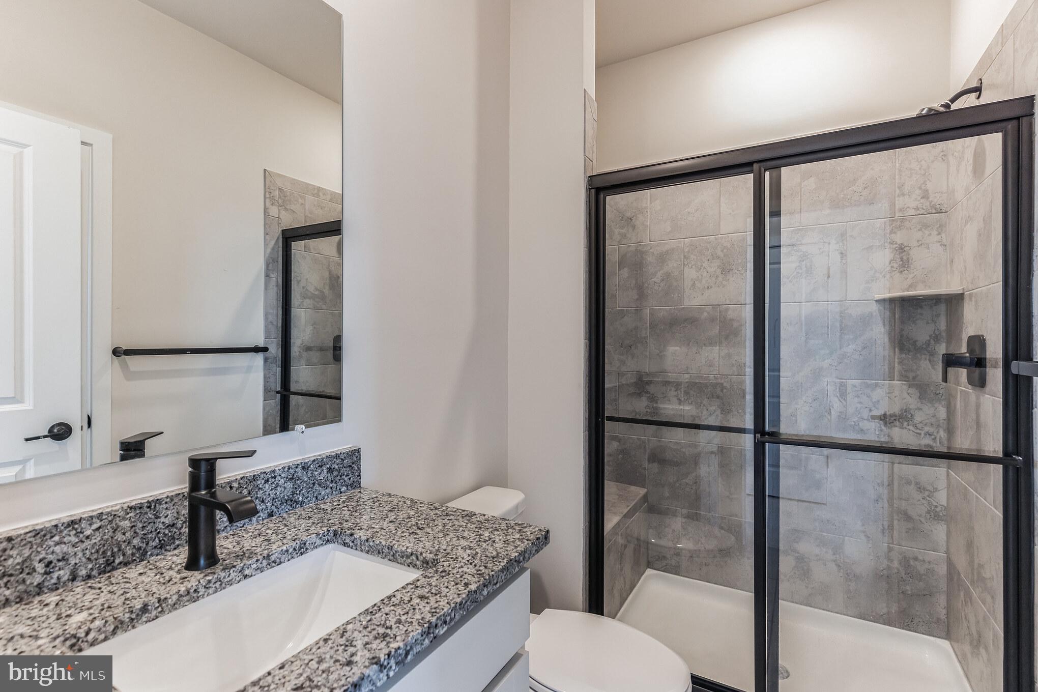 MEDFIELD - Residential