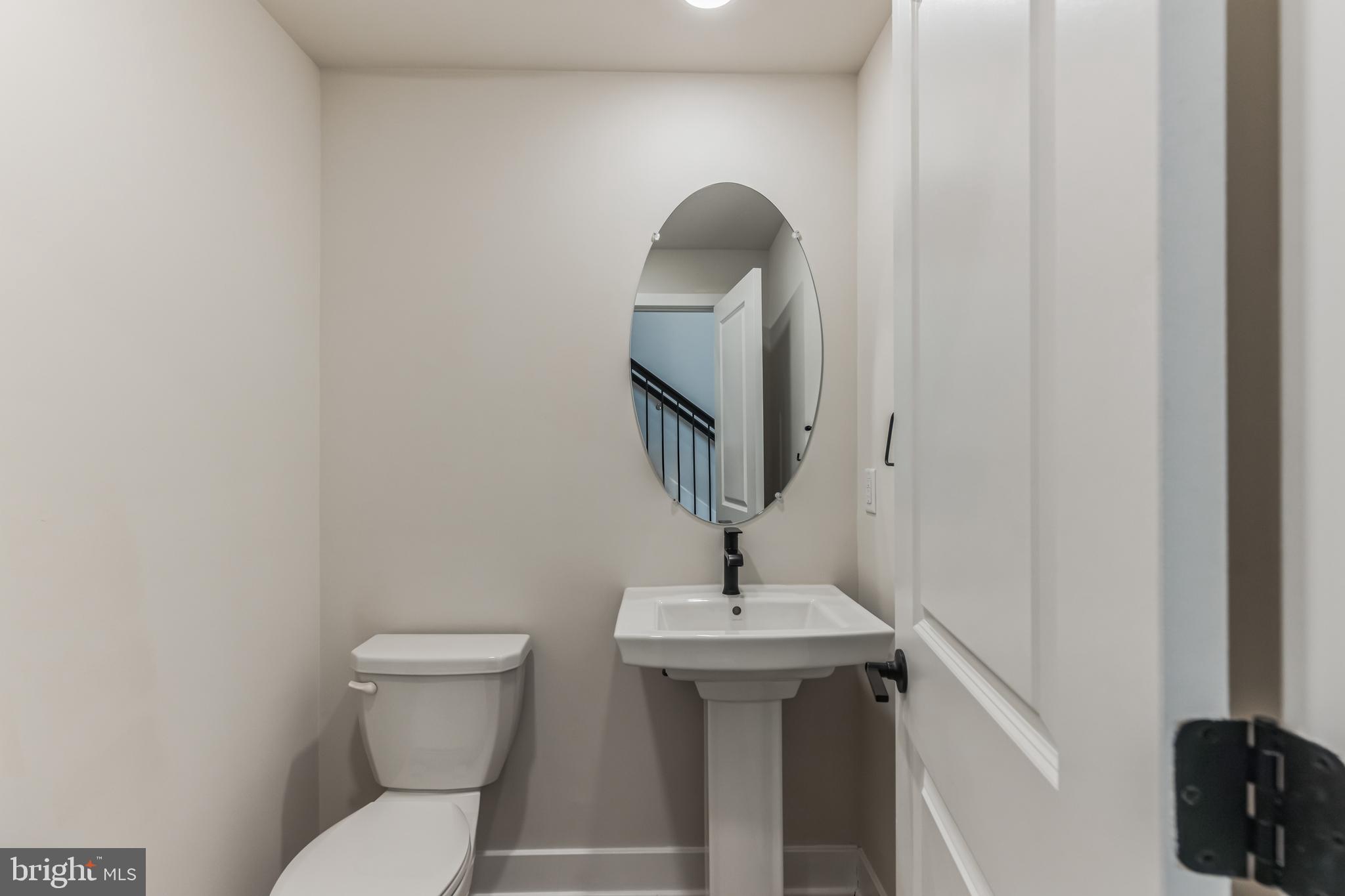 MEDFIELD - Residential