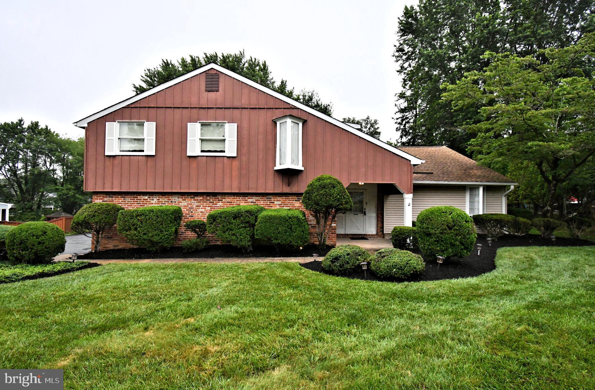 40 BROOKSIDE DRIVE