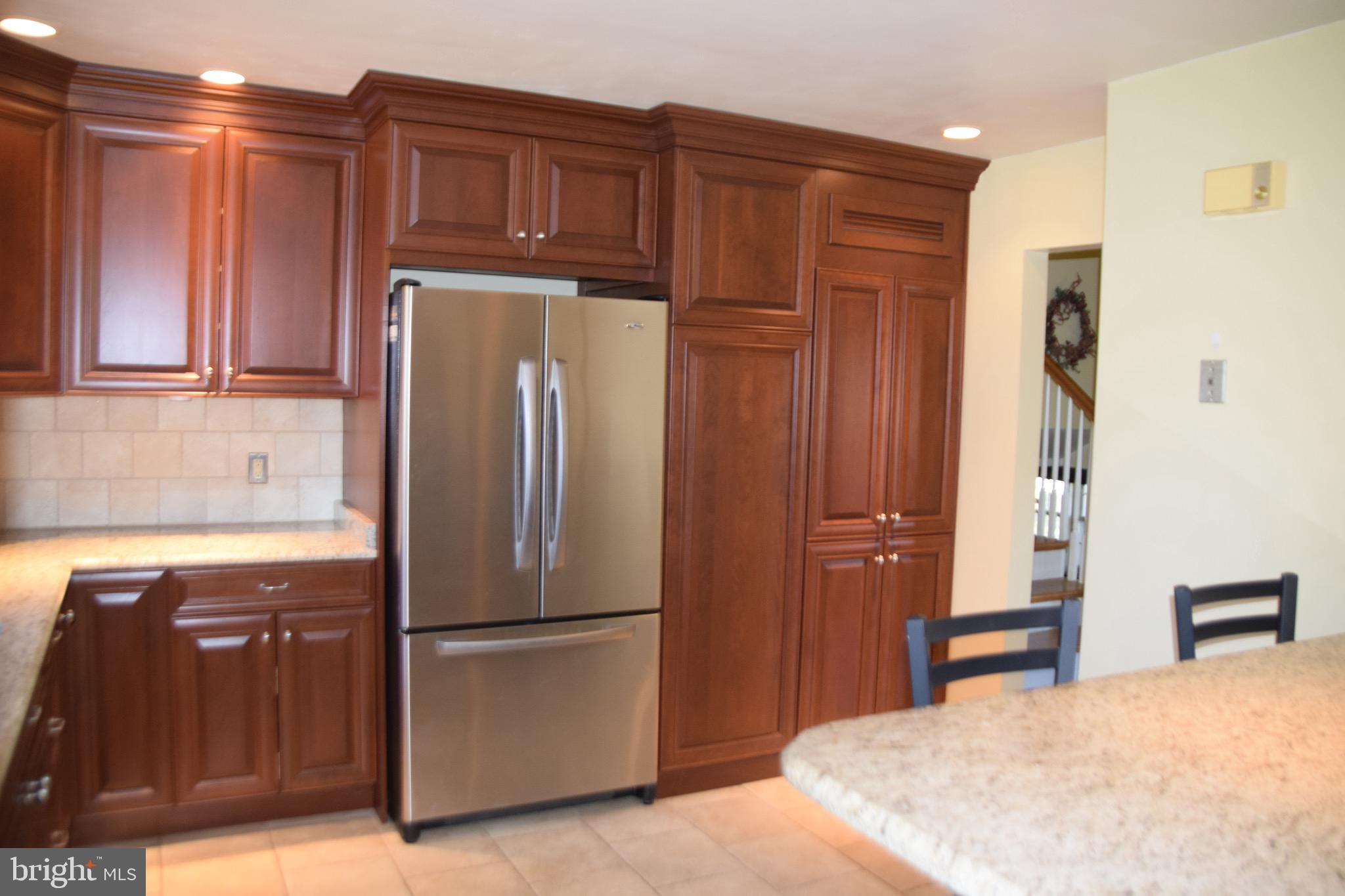 WEST LAWN - Residential