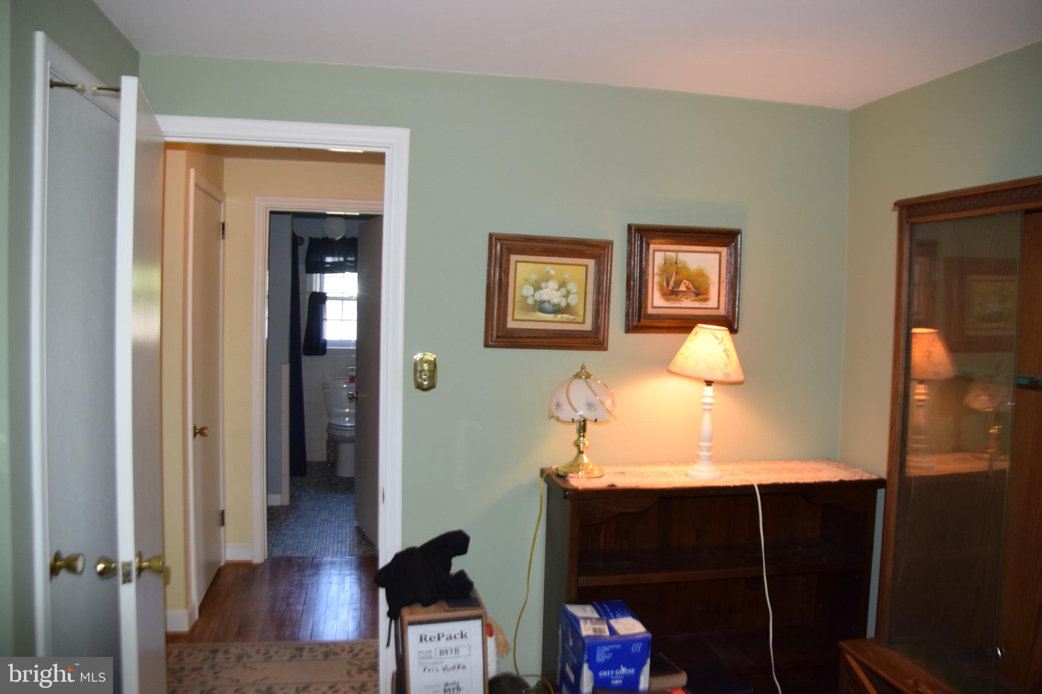WEST LAWN - Residential