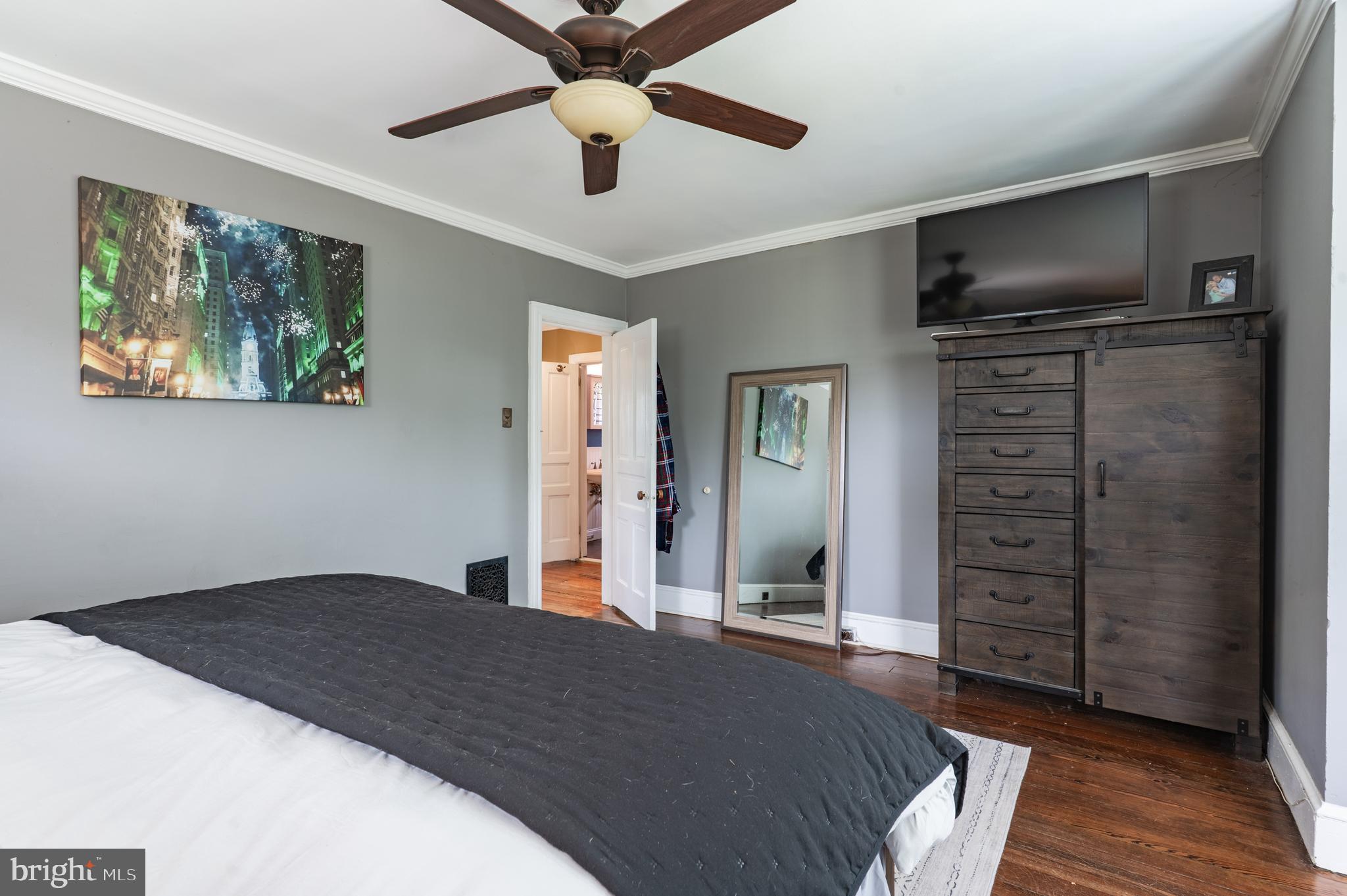 AMBLER HOUSE - Residential