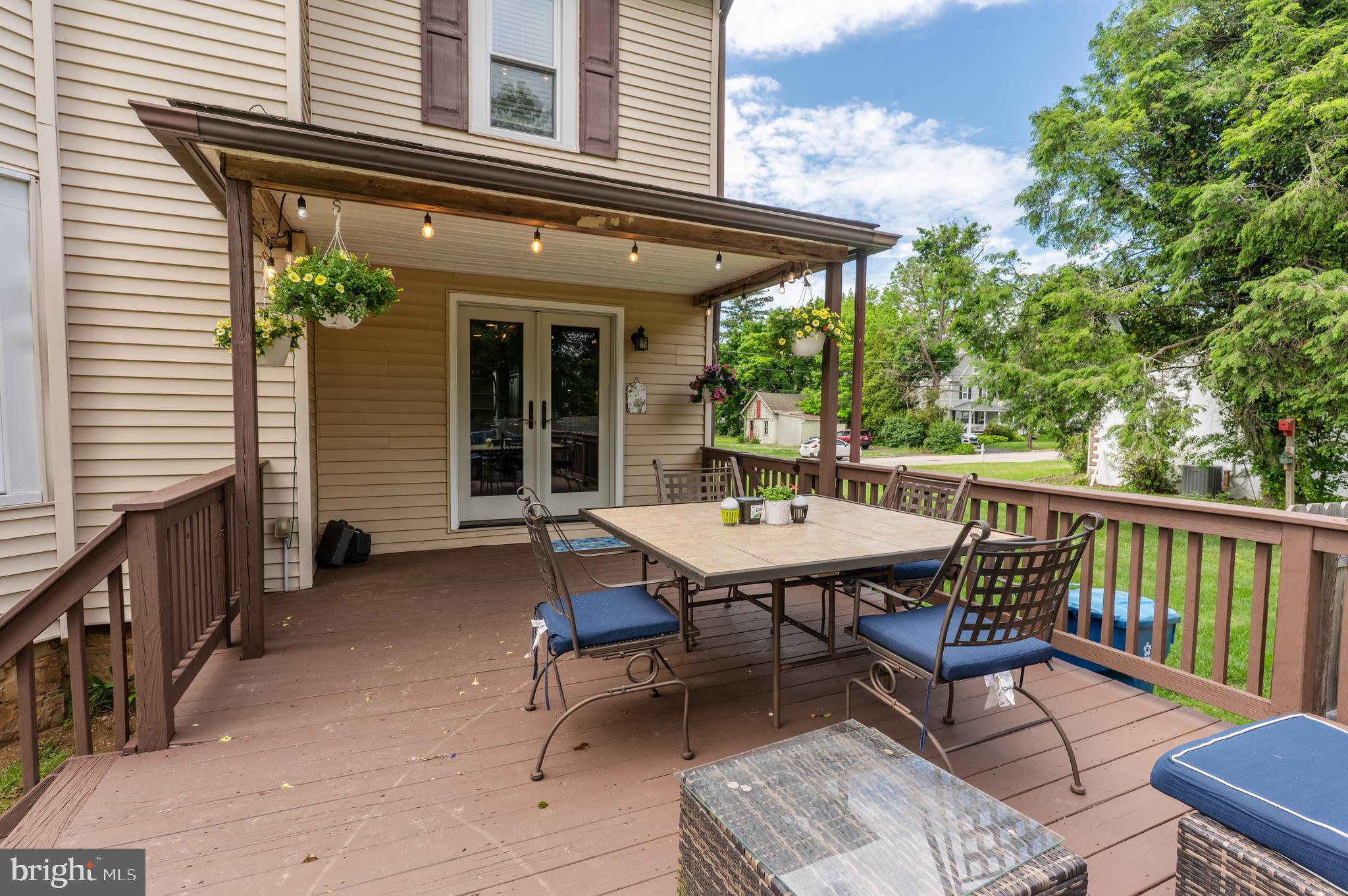AMBLER HOUSE - Residential