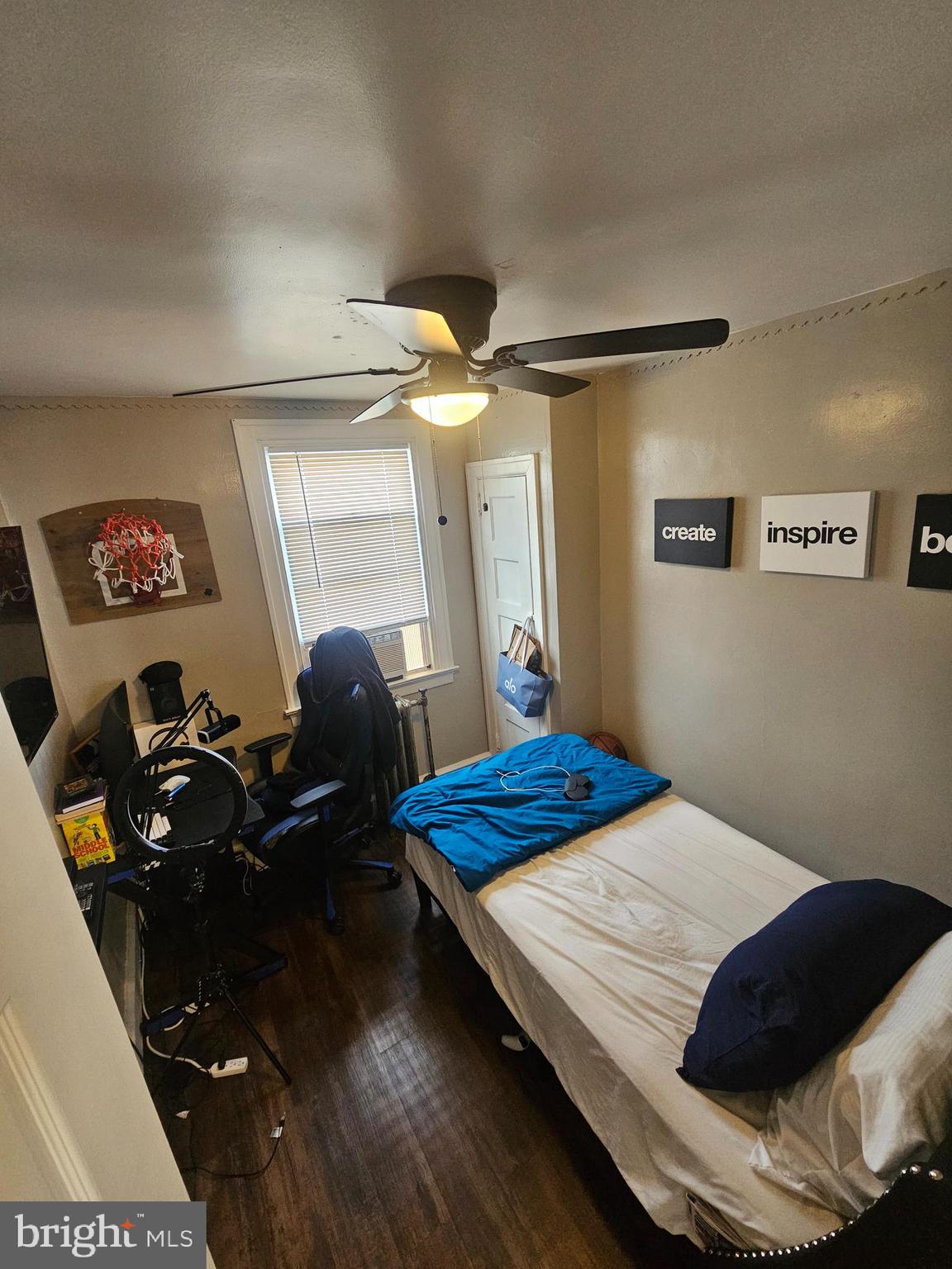 YEADON - Residential