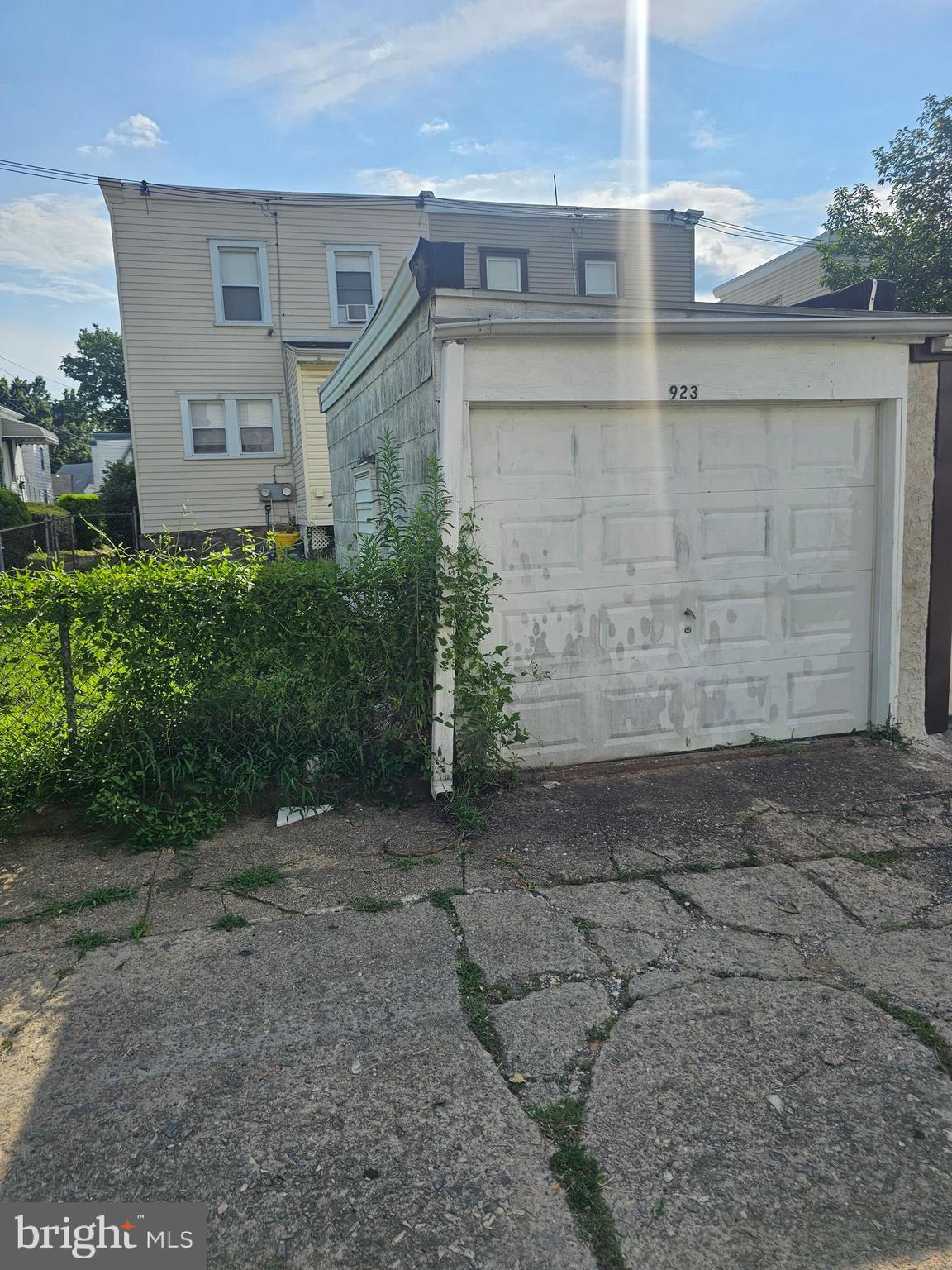 YEADON - Residential