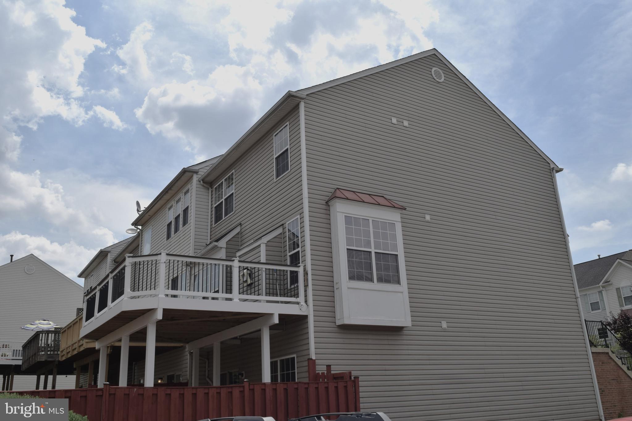 LOUDOUN PARKWAY CENTER - Residential Lease