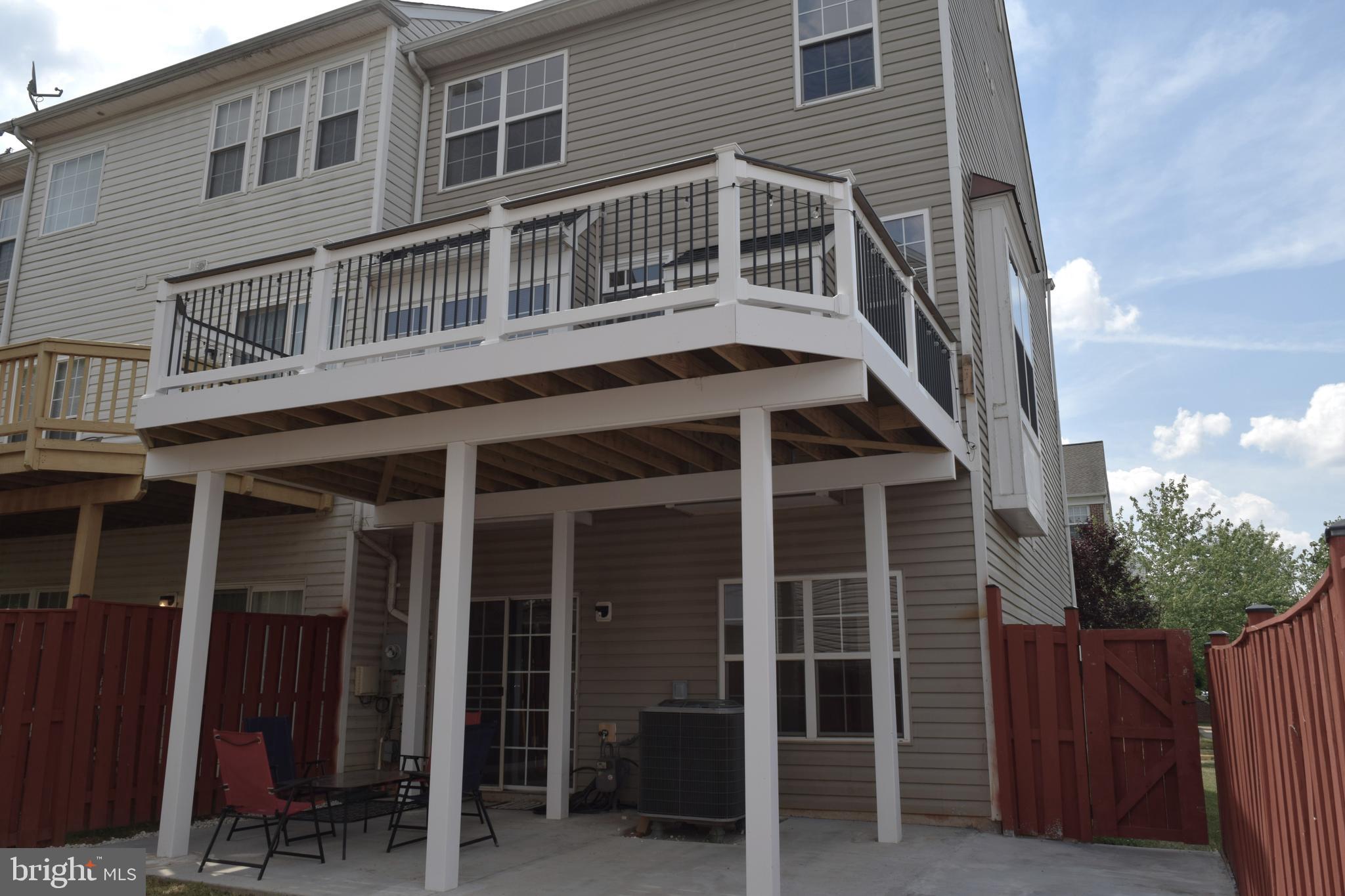 LOUDOUN PARKWAY CENTER - Residential Lease