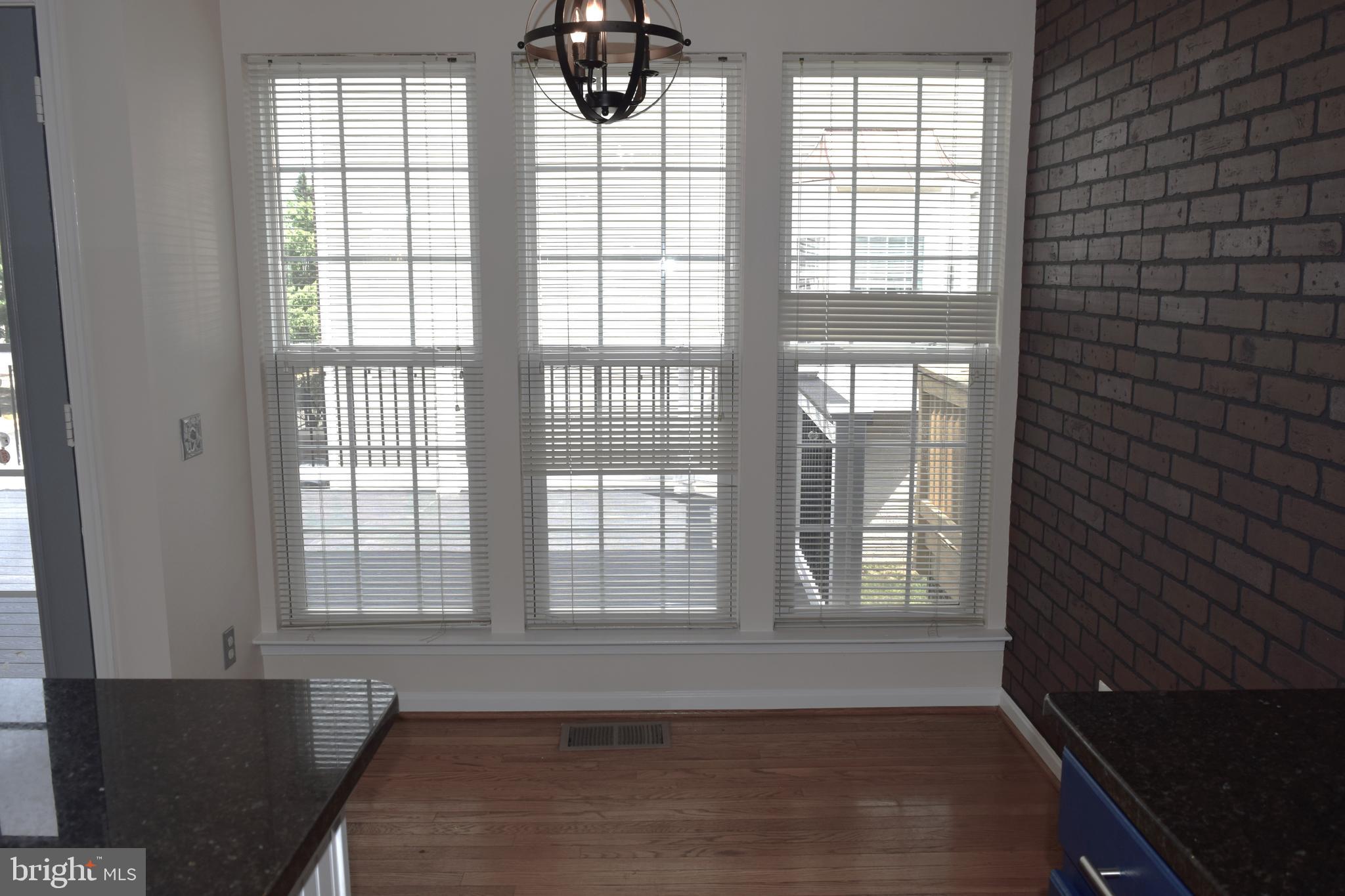 LOUDOUN PARKWAY CENTER - Residential Lease