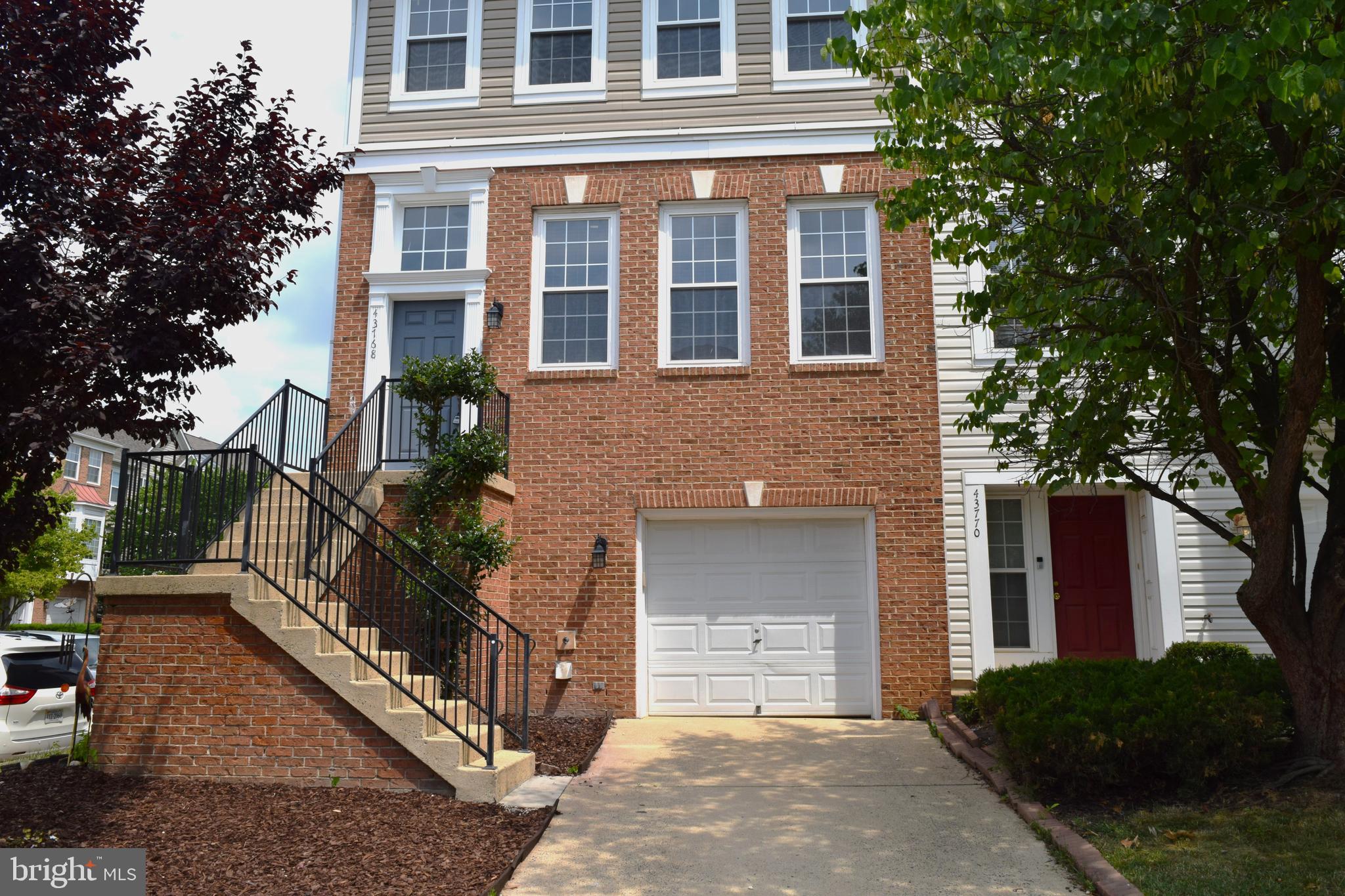LOUDOUN PARKWAY CENTER - Residential Lease
