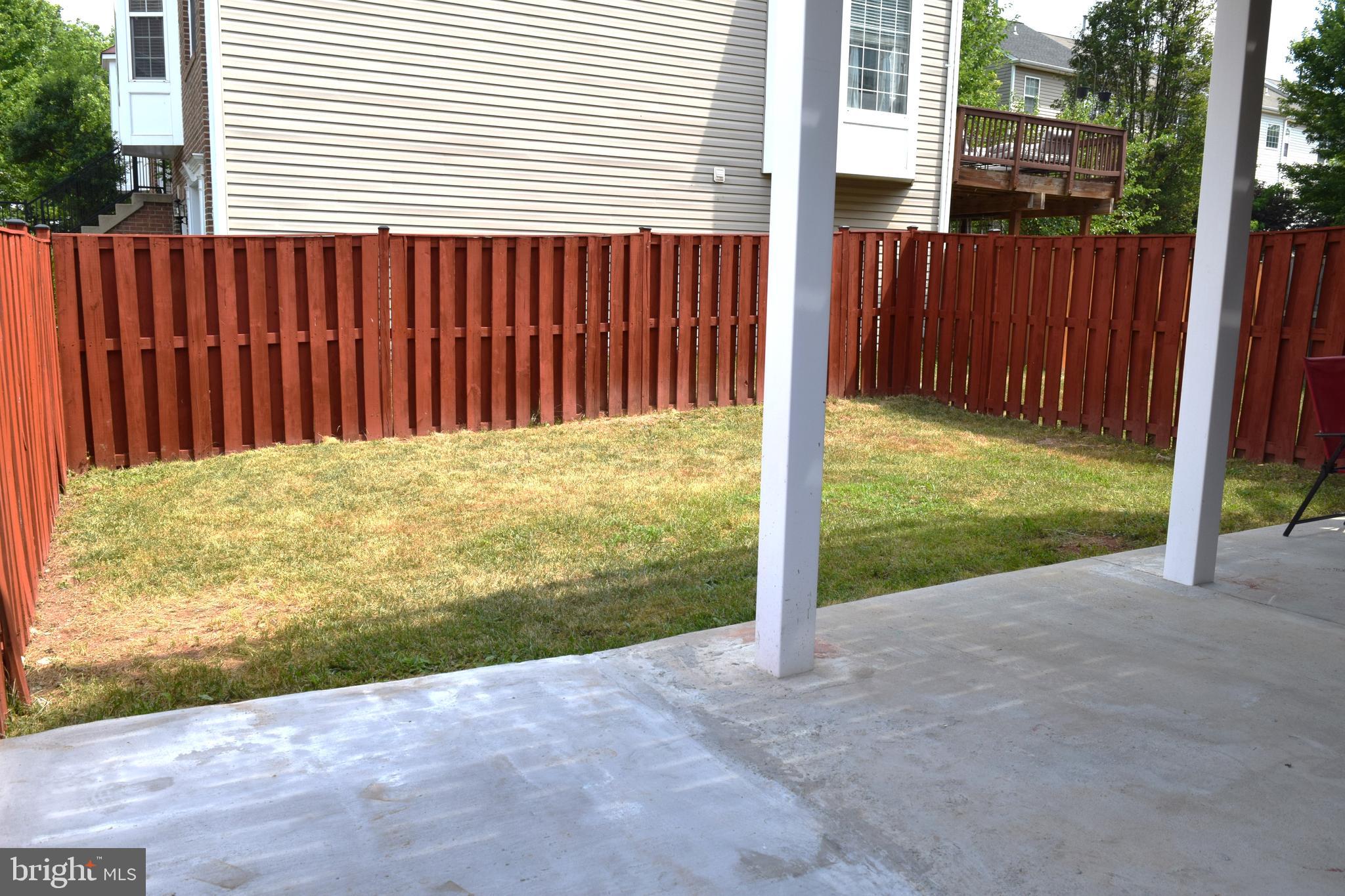 LOUDOUN PARKWAY CENTER - Residential Lease