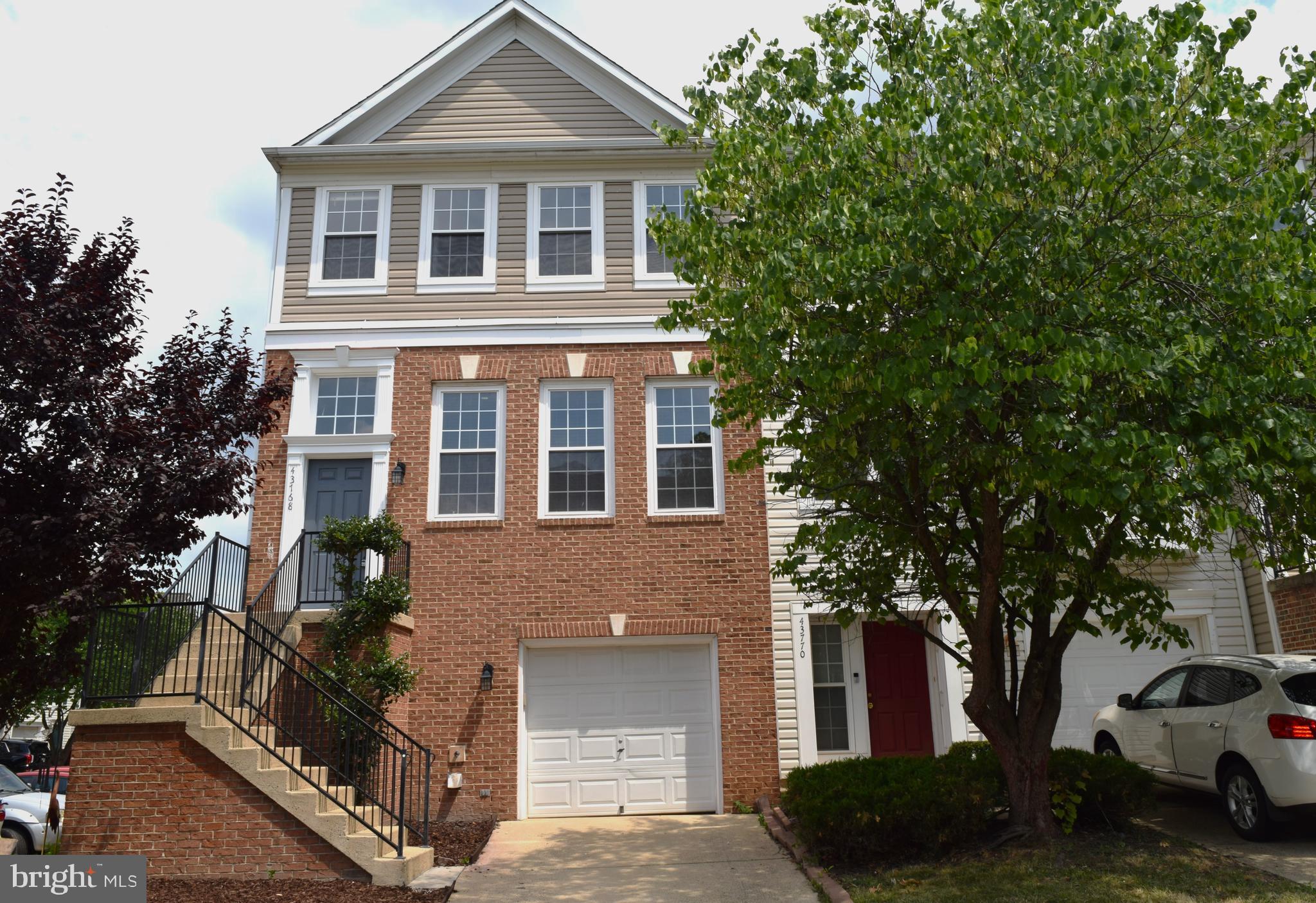 LOUDOUN PARKWAY CENTER - Residential Lease