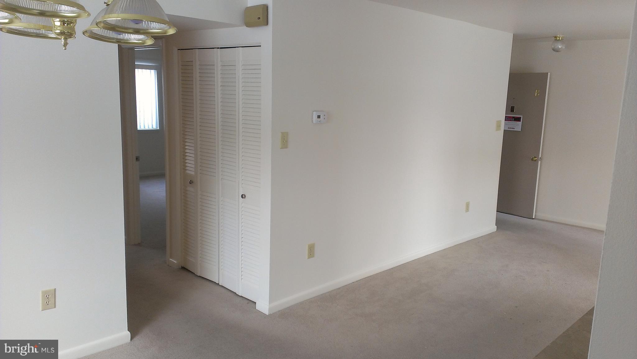 CUMBERLAND COURT APARTMENTS - Residential Lease