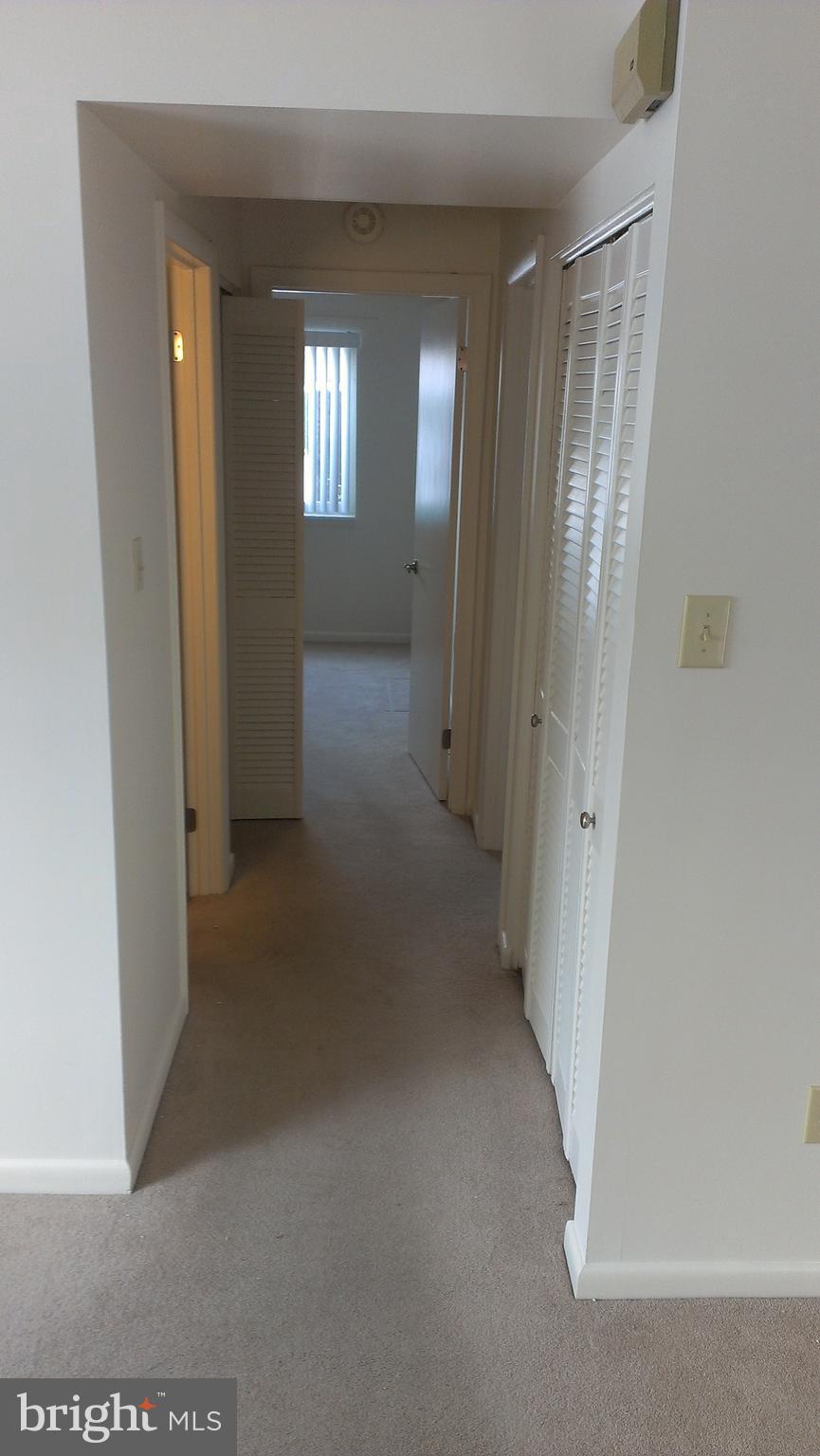 CUMBERLAND COURT APARTMENTS - Residential Lease