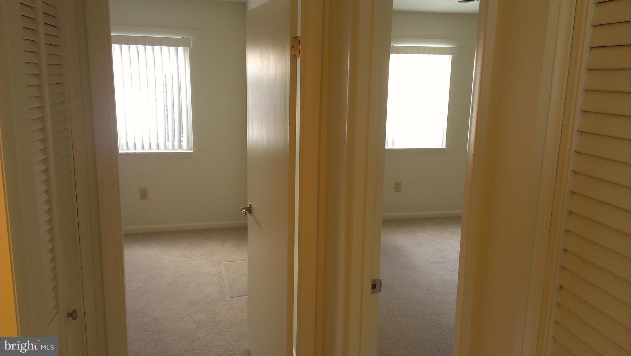 CUMBERLAND COURT APARTMENTS - Residential Lease