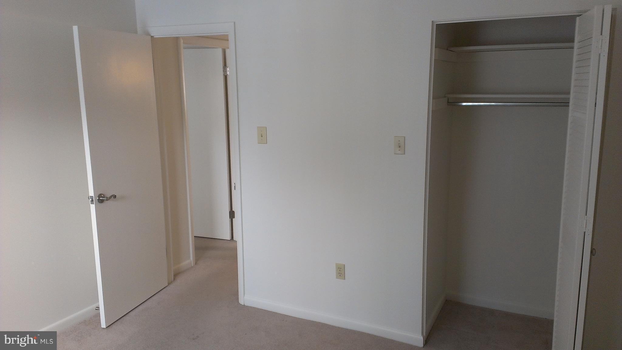 CUMBERLAND COURT APARTMENTS - Residential Lease