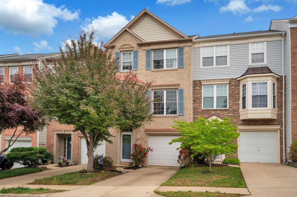 Photo of 11539 Bertram Street, WOODBRIDGE, VA 22192 (MLS # VAPW2118148)