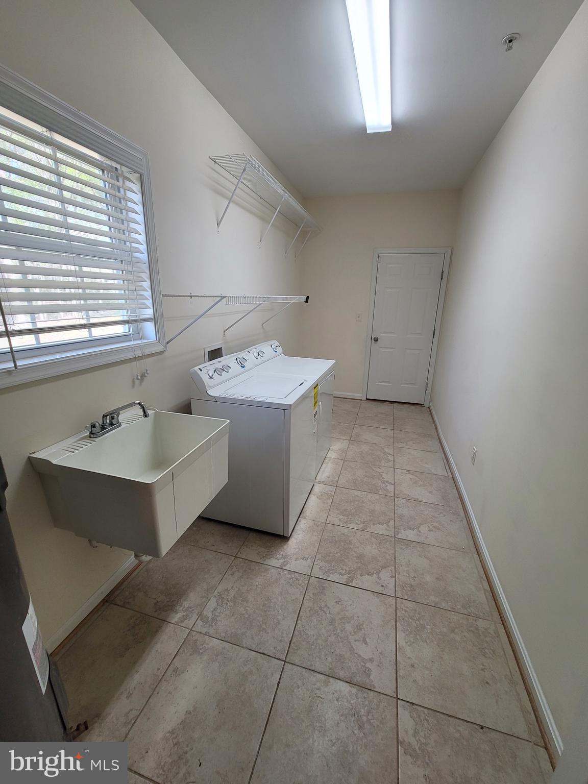 QUAILWOOD - Residential Lease