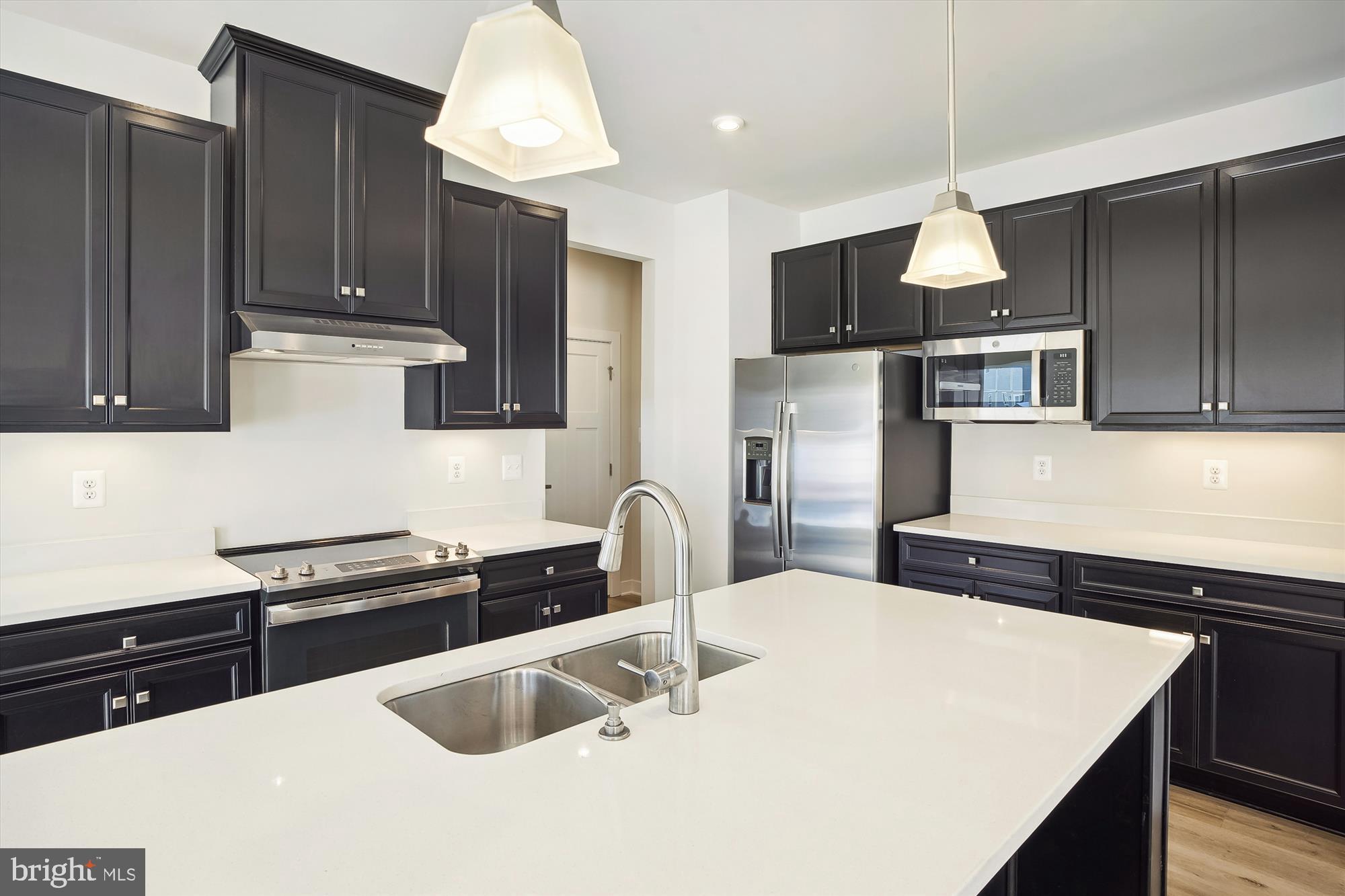 PERRY'S RETREAT - Residential