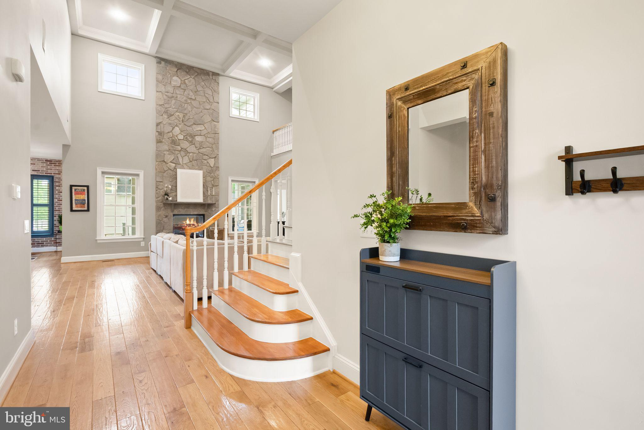 41486 CARRIAGE HORSE DRIVE