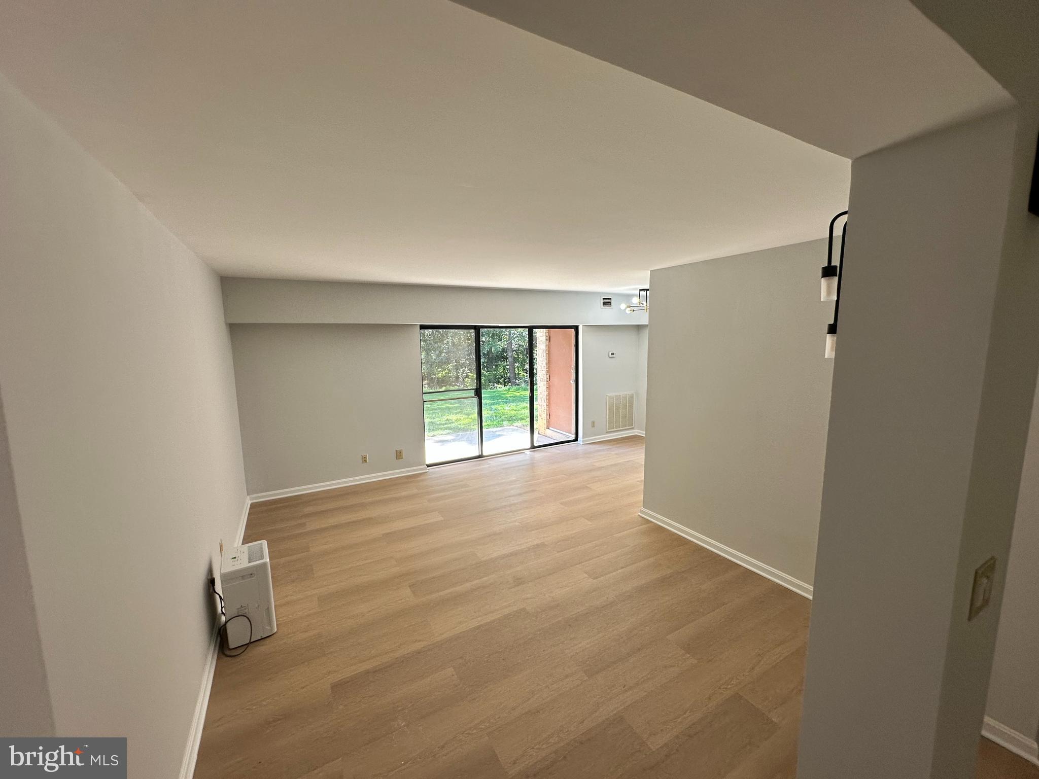 FAIRFAX - Residential