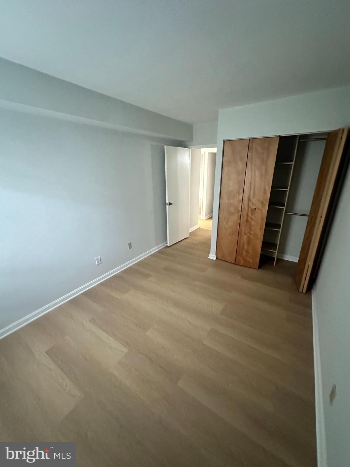 FAIRFAX - Residential