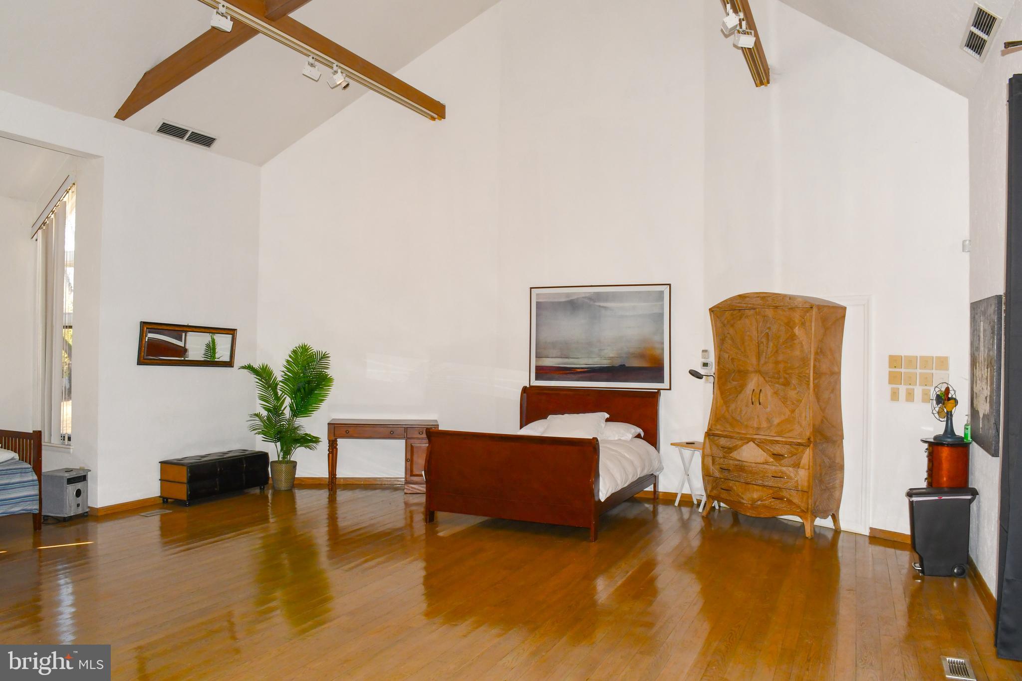 MERION - Residential