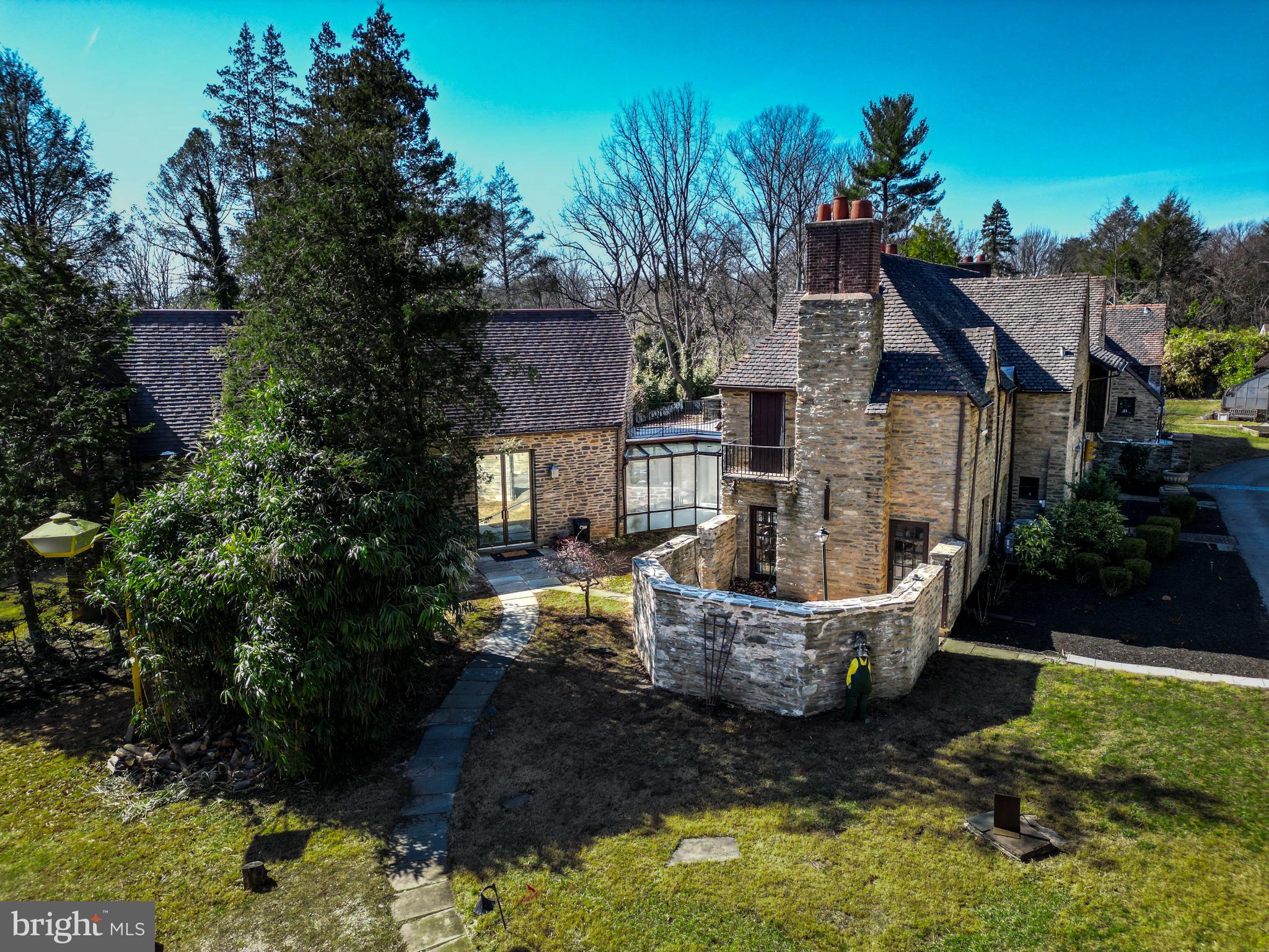 1319 REMINGTON ROAD