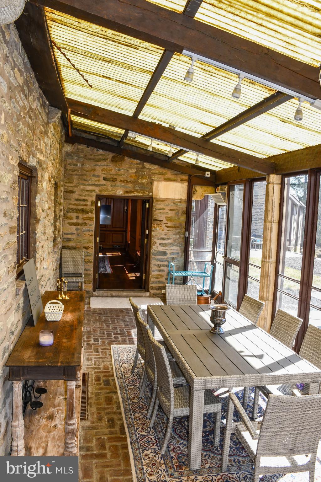 MERION - Residential