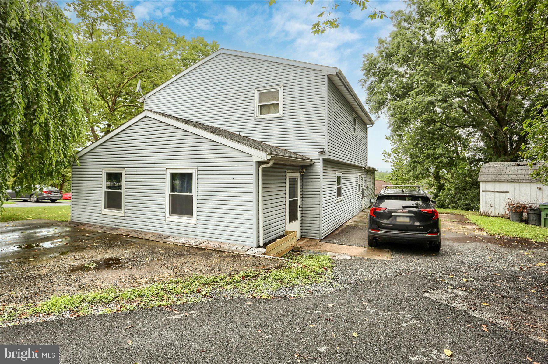 205 WEST AVENUE